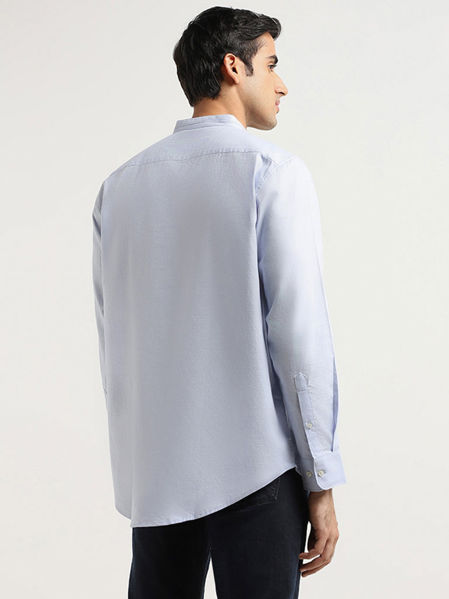 Ascot by Westside Blue Solid Relaxed Fit Shirt