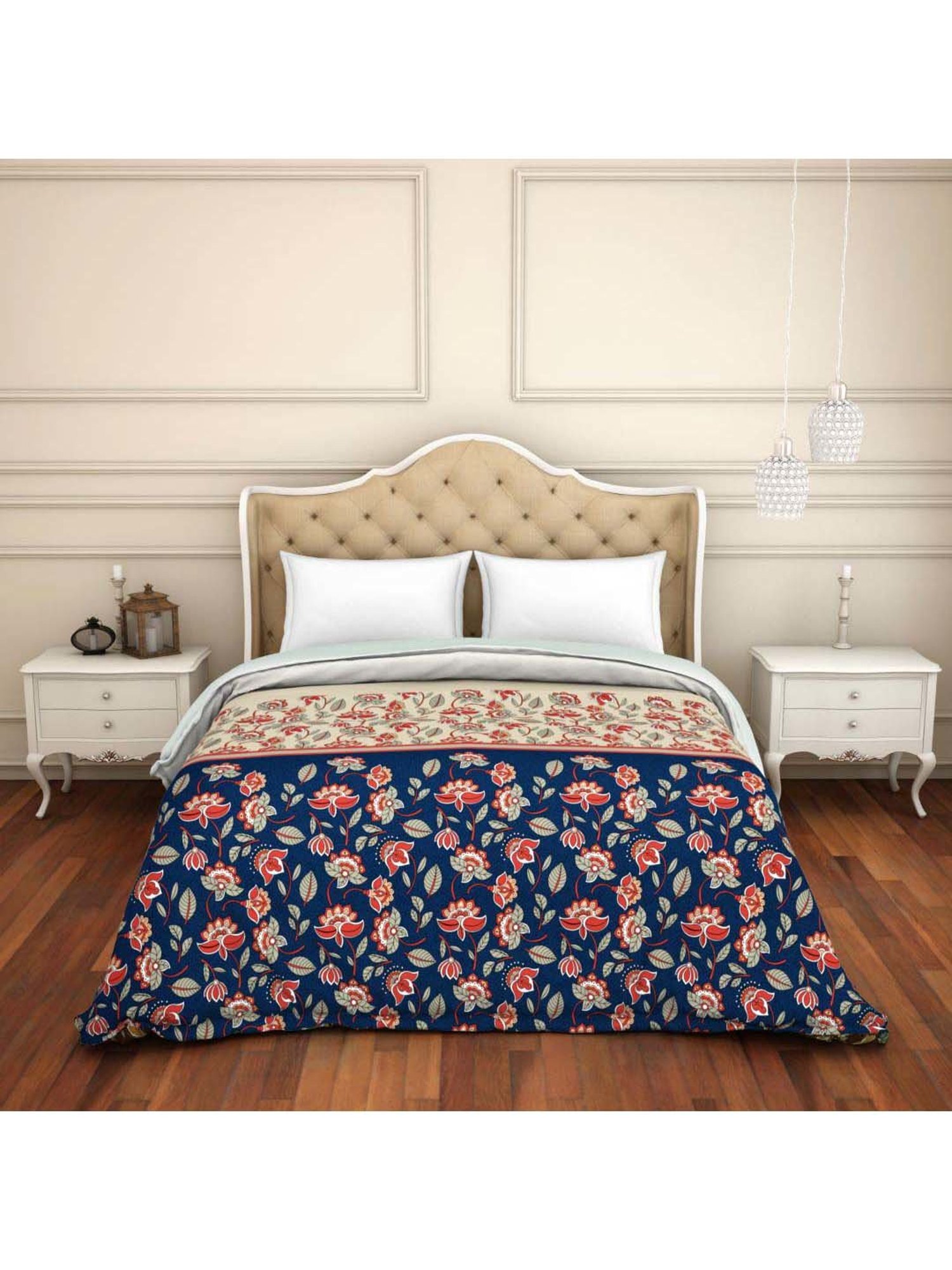 Spaces Atrium Plus Navy & Beige Cotton 210 TC Quit - Set of 1