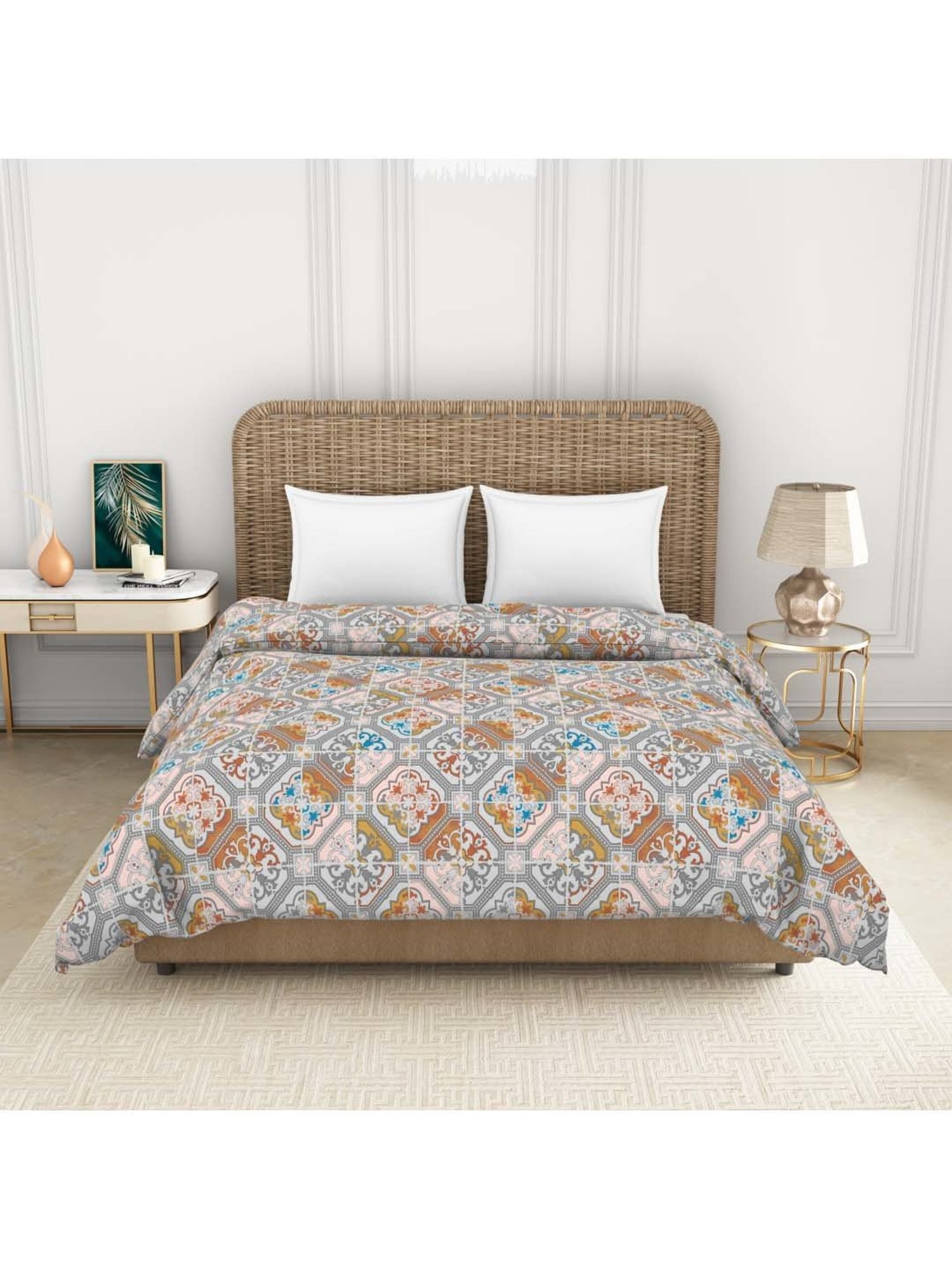 Spaces Adonia Multicolor Cotton 144 TC Double Quilt