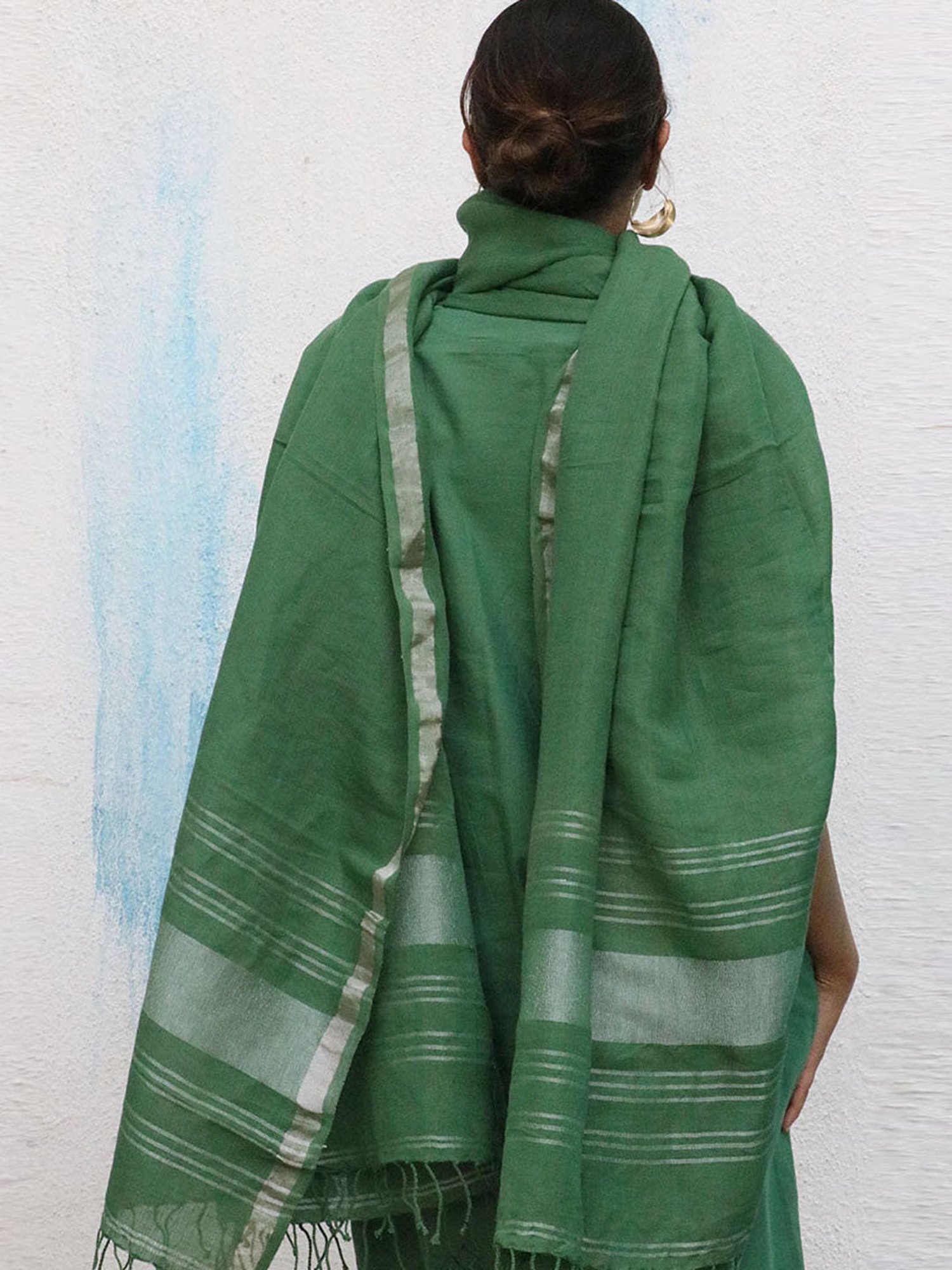 Chidiyaa Green Janine Handwoven Linen Dupatta