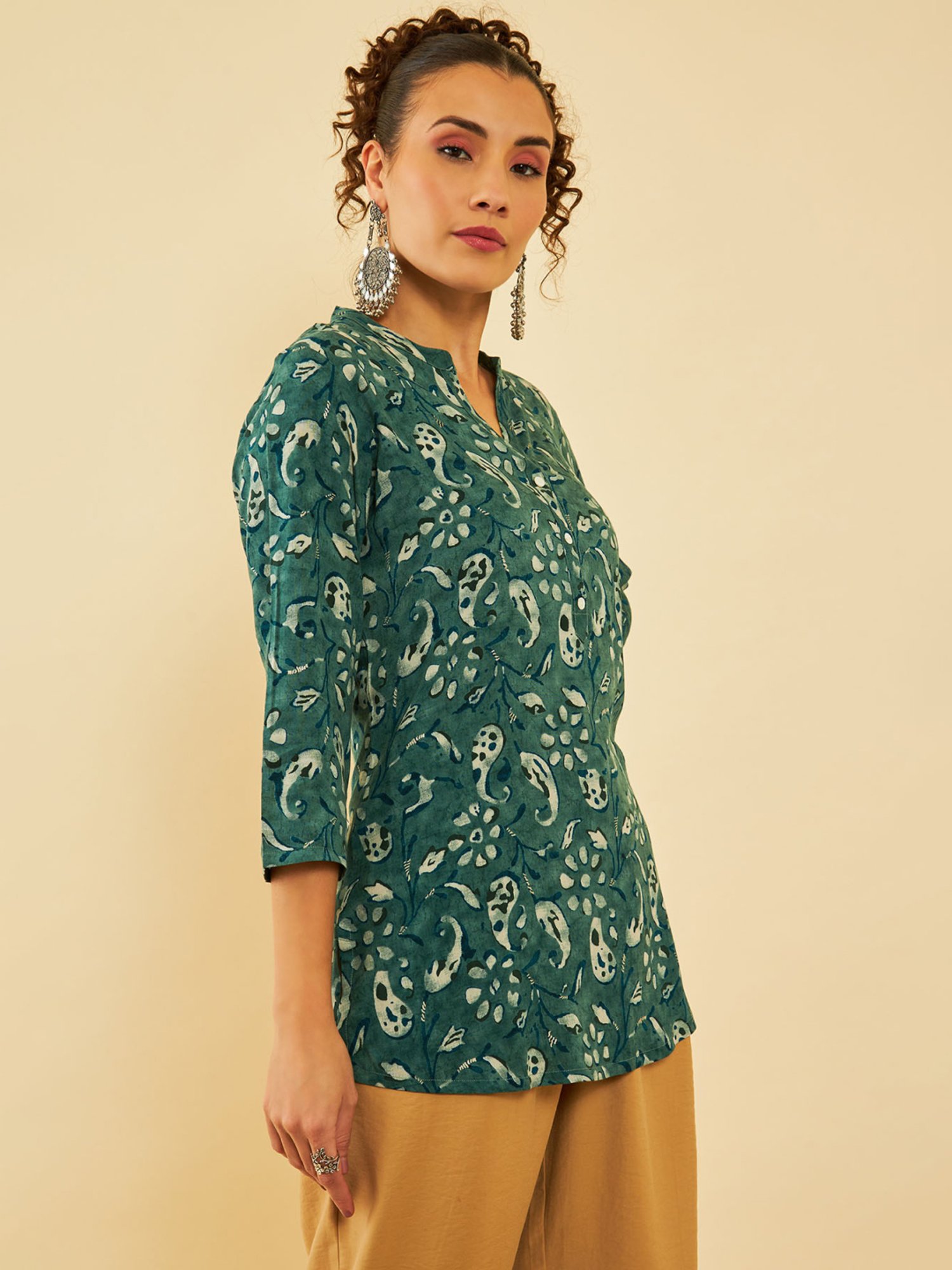 Soch Green Rayon Paisley Printed Mandarin Collar Tunic