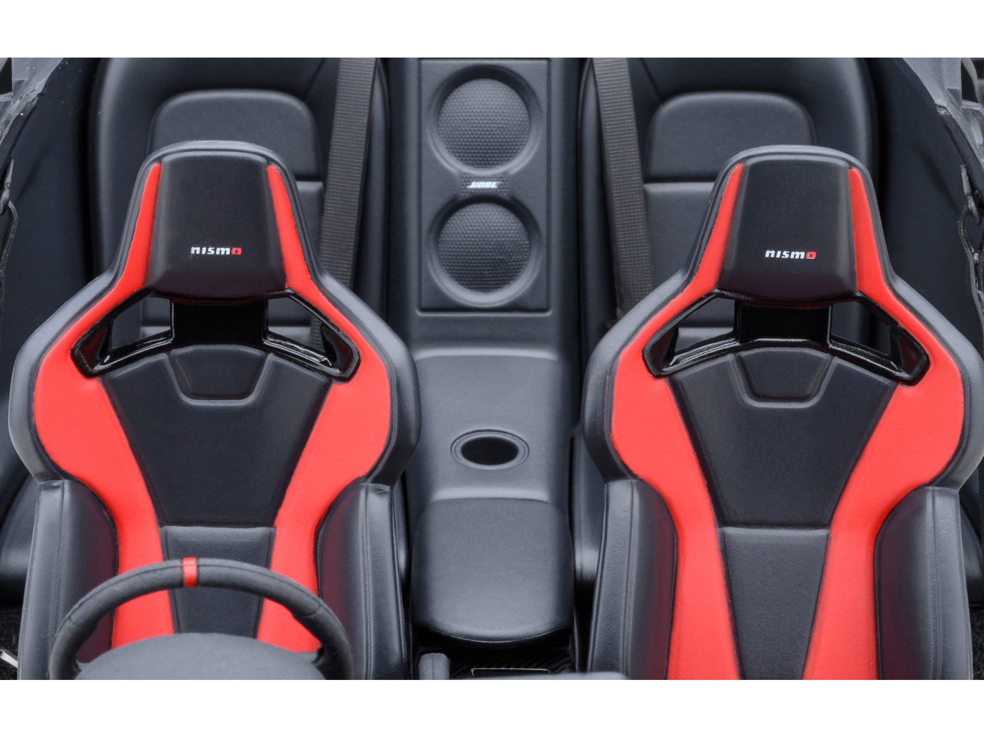 2022 Nissan GT-R (R35) Nismo Special Edition RHD (Right Hand Drive) Brilliant White Pearl with Carbon Hood and Top 1/18 Model Car by Autoart