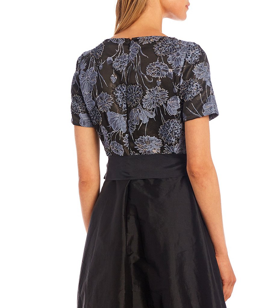 Pisarro Nights Embroidered Bodice Taffeta Bow Round Neck Short Sleeve Gown