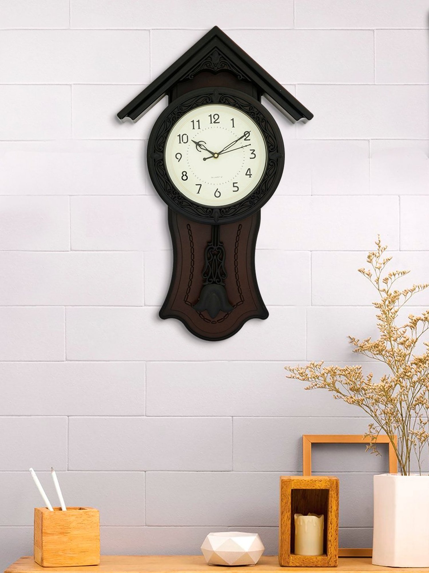 CHRONIKLE Black Plastic Wall Clock