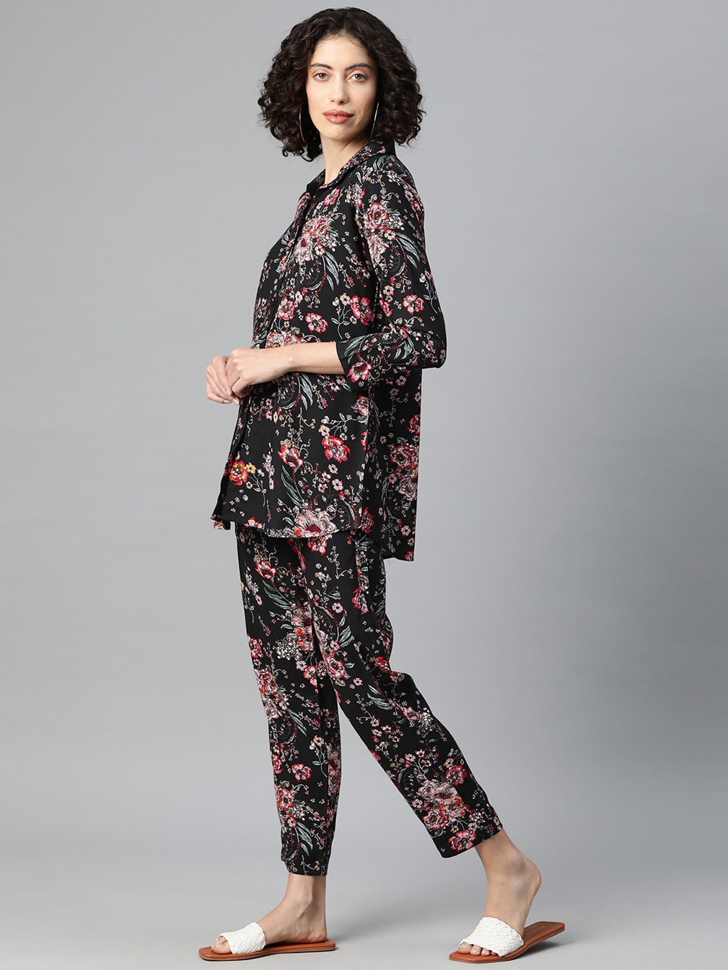 One Femme Black Printed Shirt With Trousers