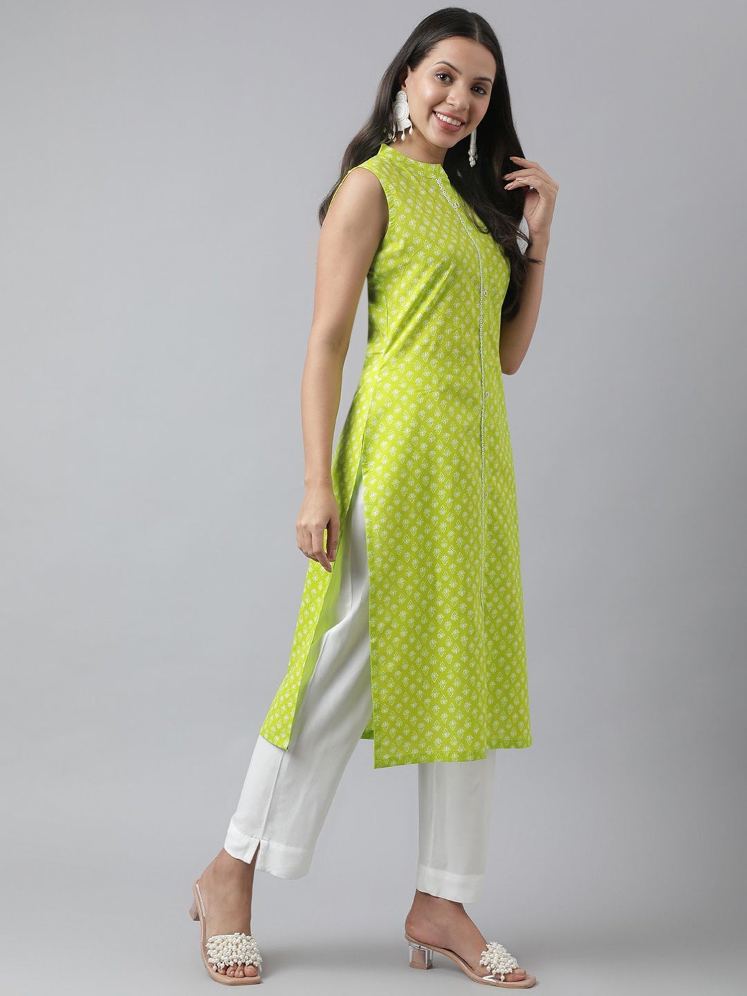 KIANA Green Cotton Printed Straight Kurta