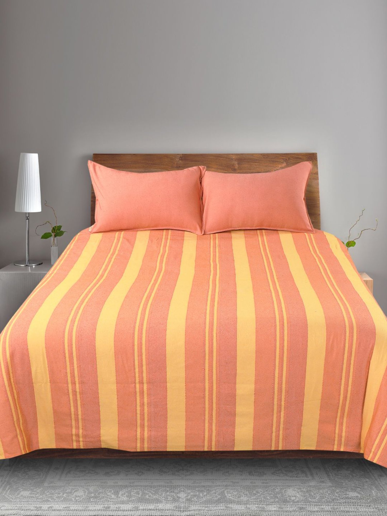 Saral Home Abstract Orange 155 TC Cotton King Sized Bed Sheet with 2 Pillow Covers