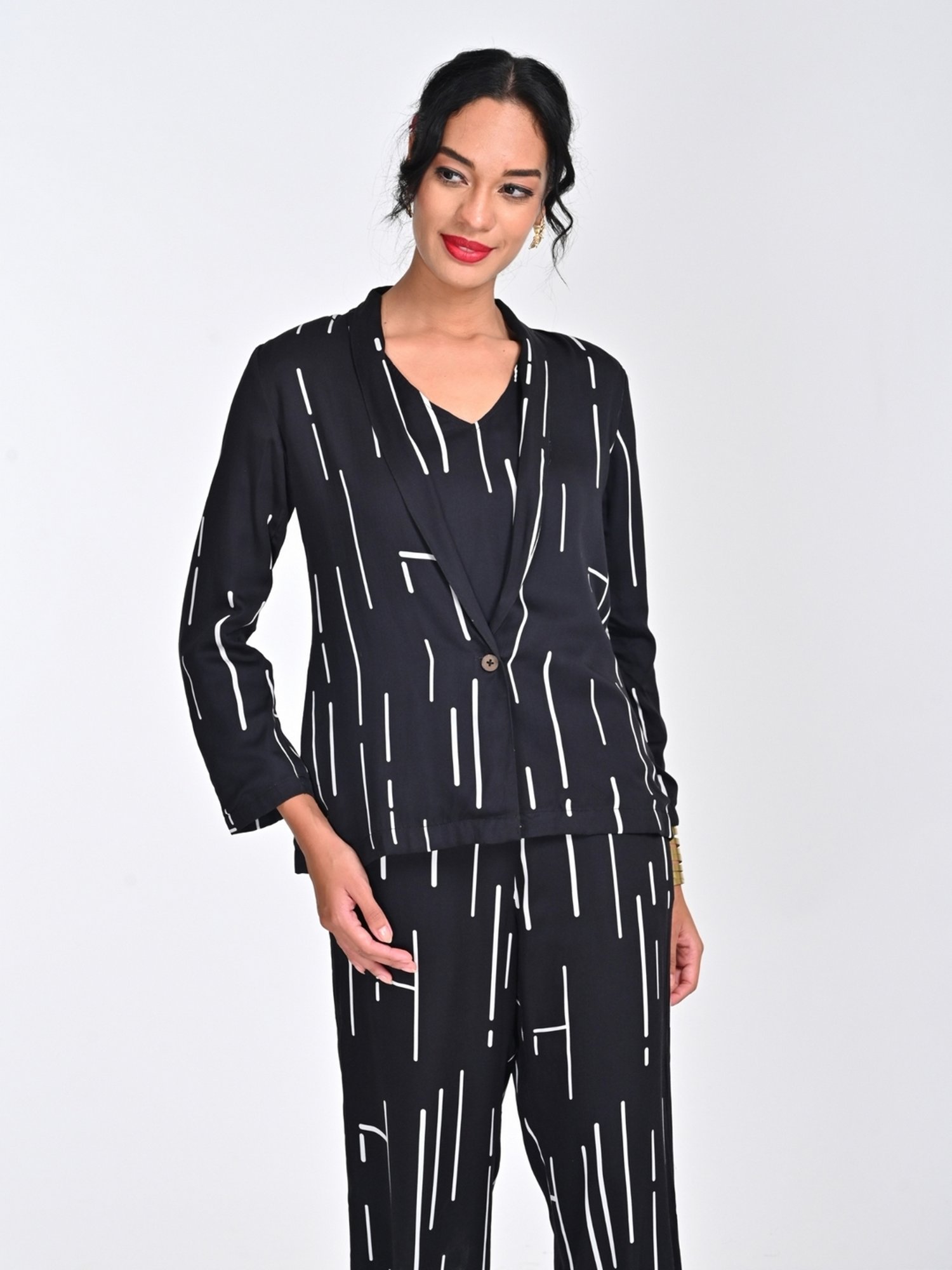 Saltpetre Women Modal Cedar Print Black Shawl Collar Blazer