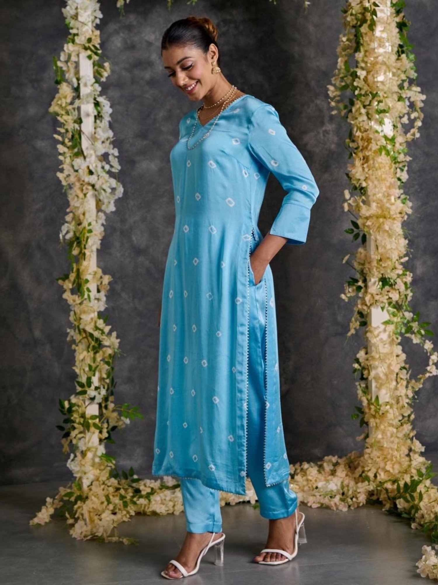 Gulaal Blue Bandhani High Slit Modal Satin Kurta with Pant