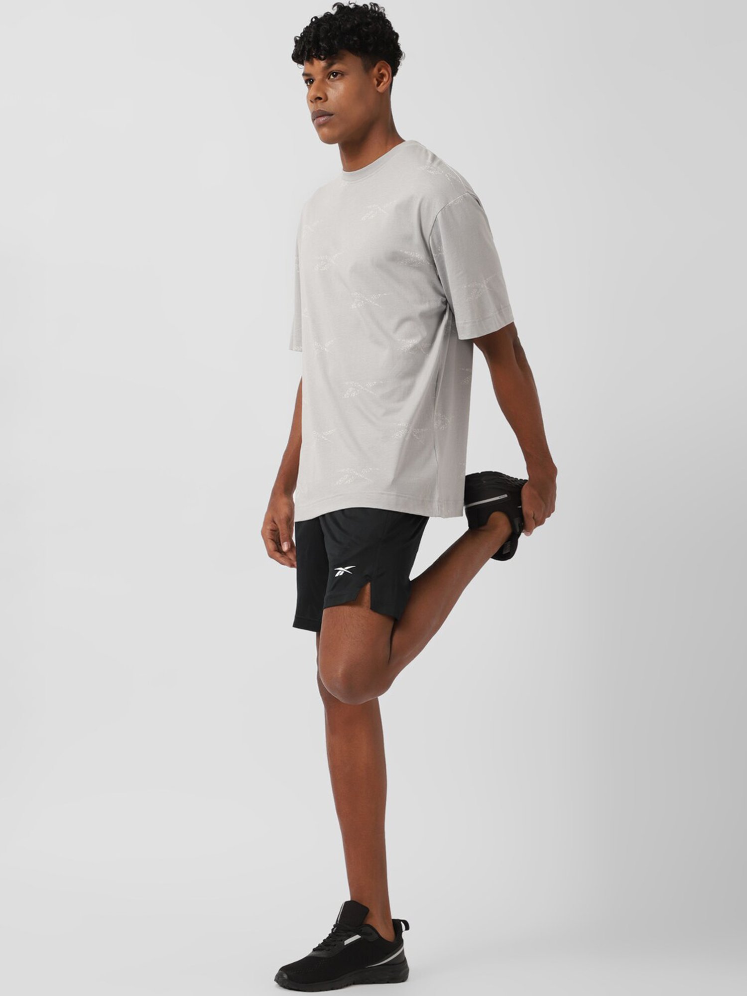 Reebok Grey Cotton Regular Fit Printed Sports T-Shirt