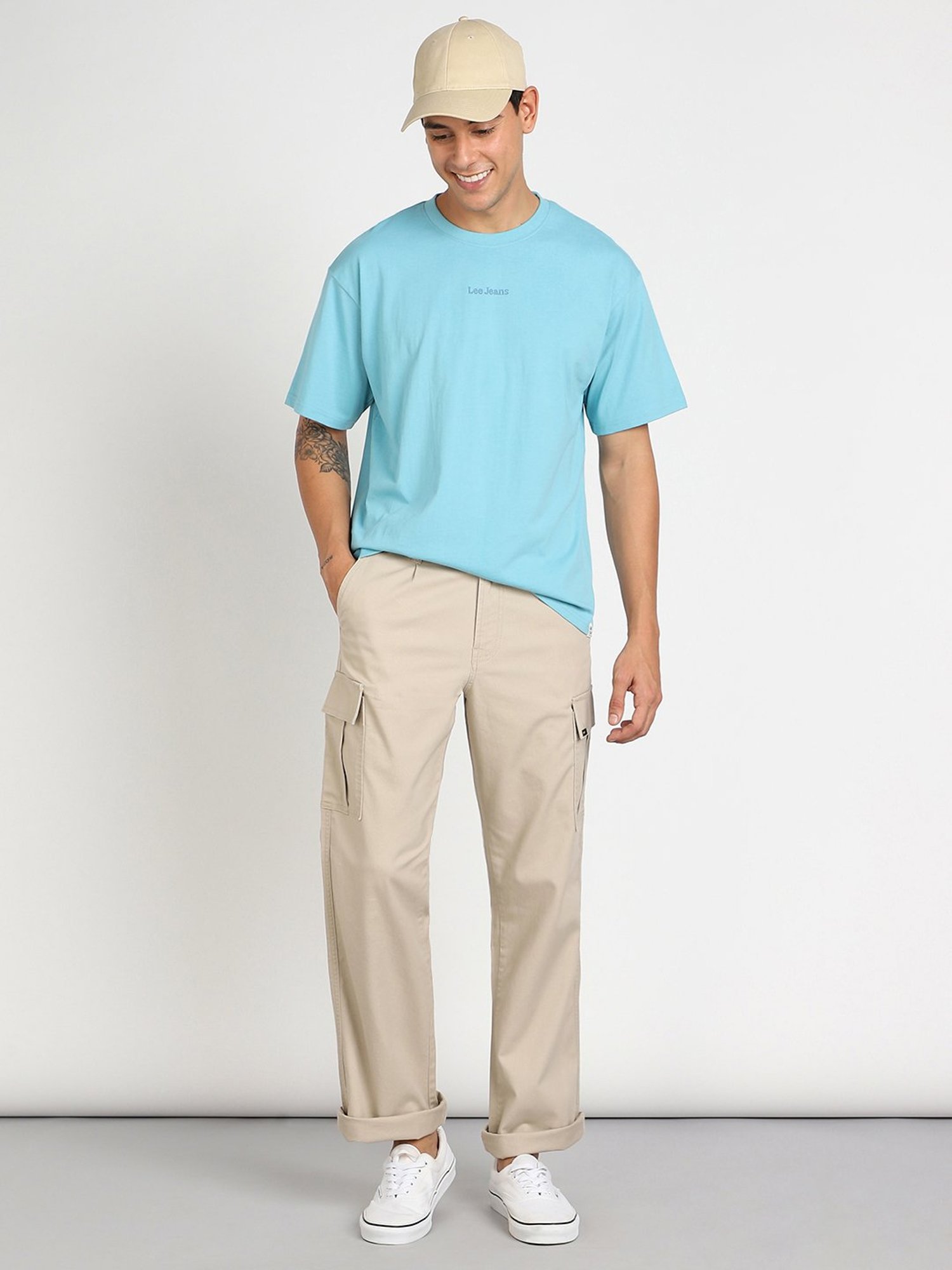 Lee Men Printed Blue Crew Neck Oversize Fit Tshirt