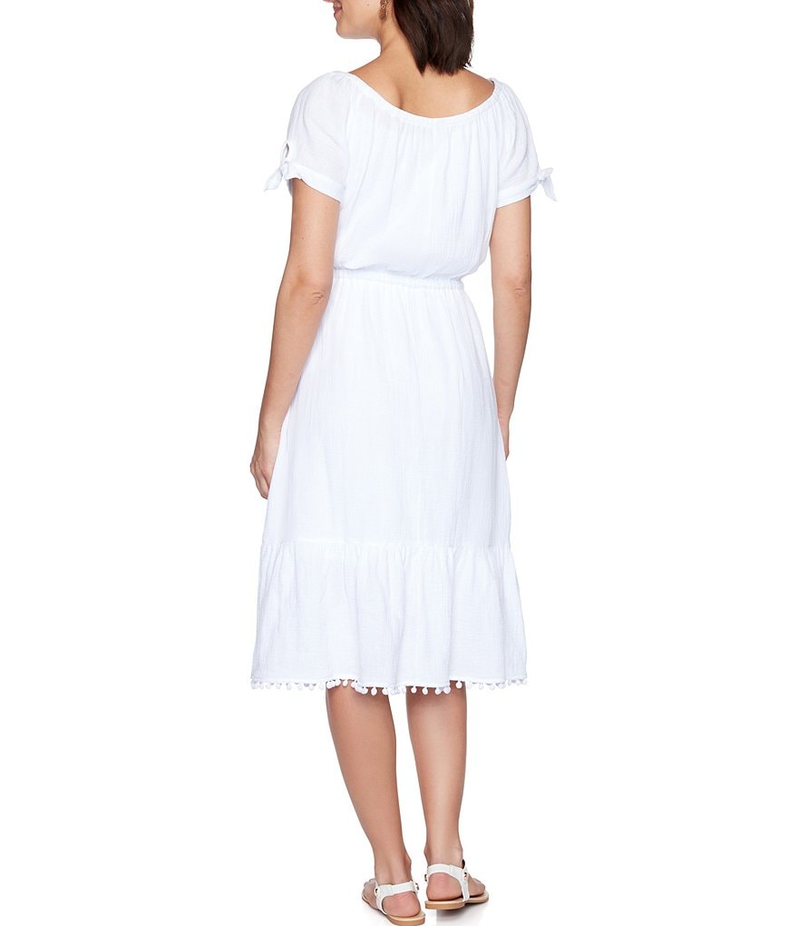 Jkara Petite Size 3/4 Sleeve Lined Illusion Crew Neck Beaded Gown