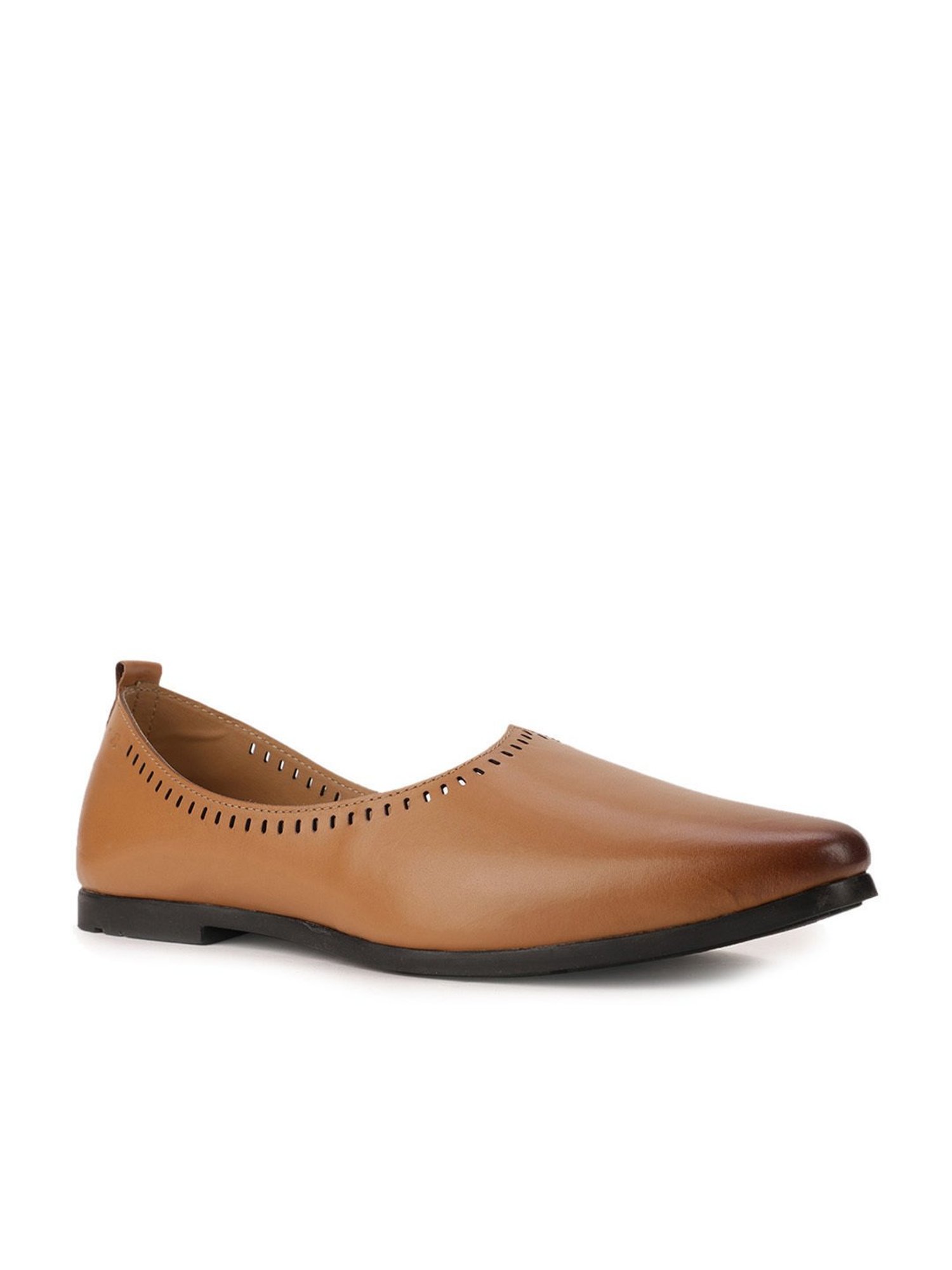 Bata Men's Tan Ethnic Juttis