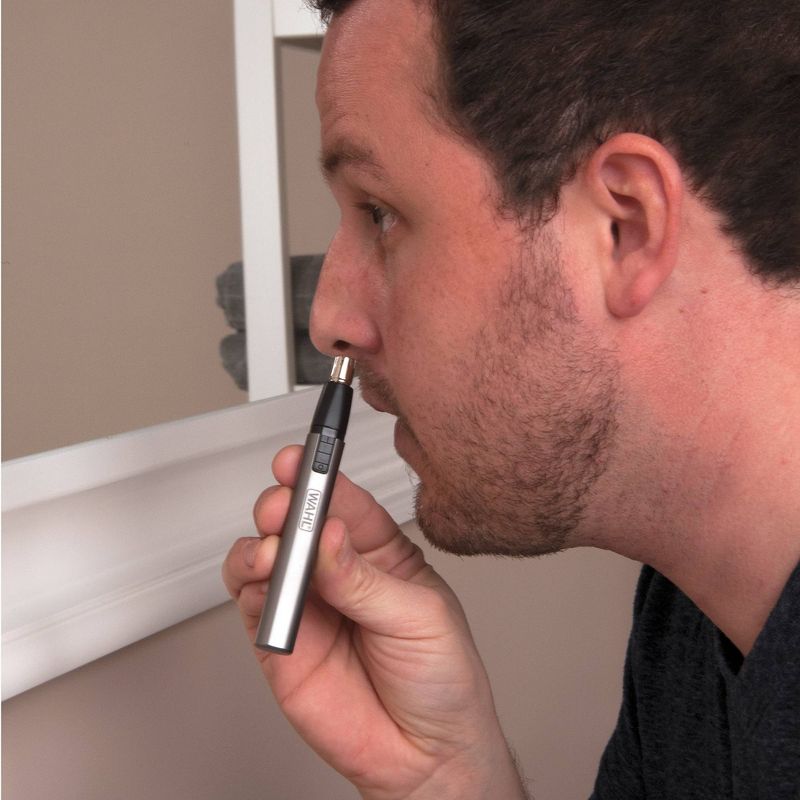 Wahl Lithium Micro Groomsman Men's Personal Ear, Nose & Brow Trimmer - 5640-1001N