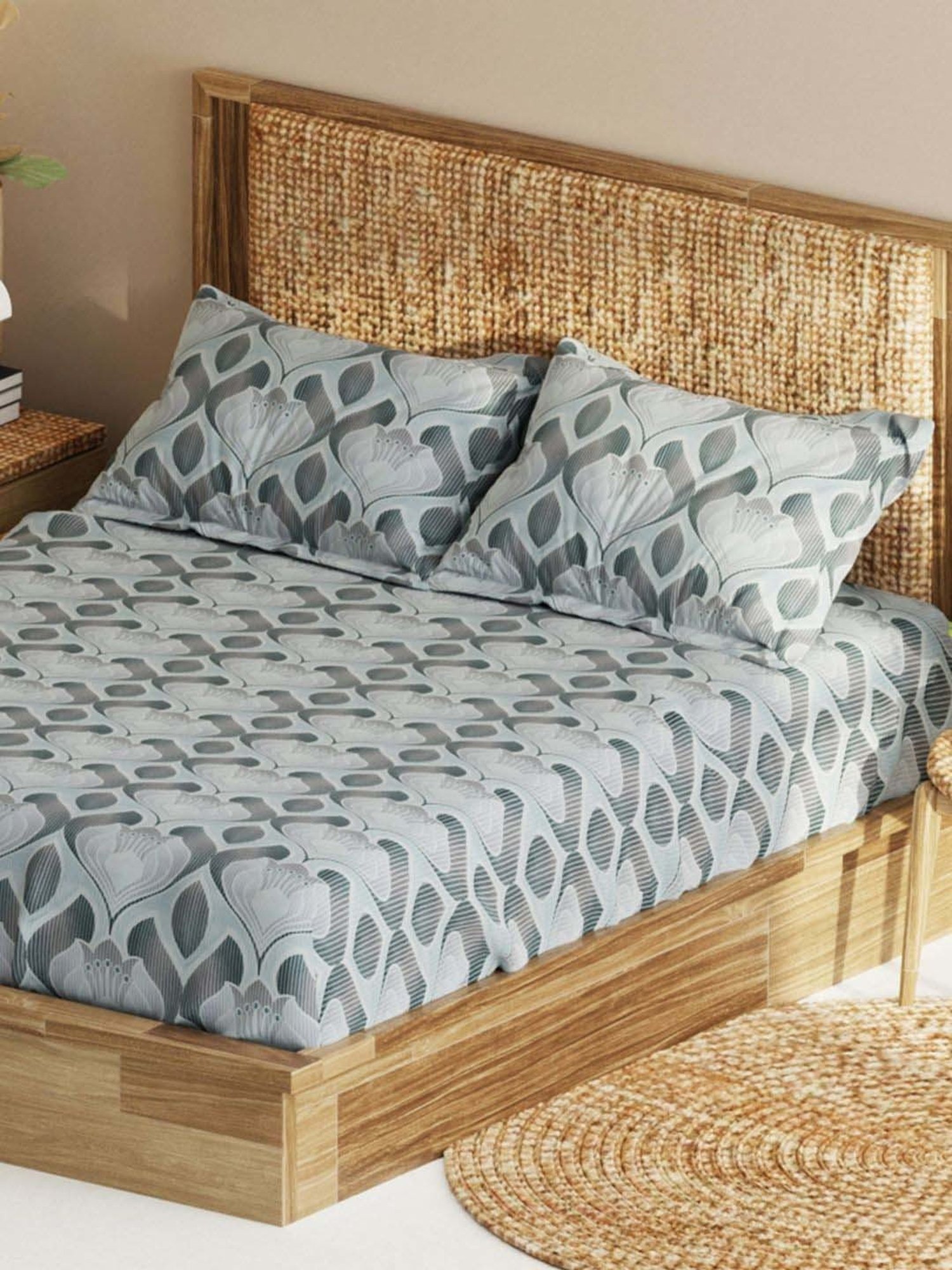 Bianca Monkler Grey 210 TC Cotton King Bedsheet with 2 Pillow Covers