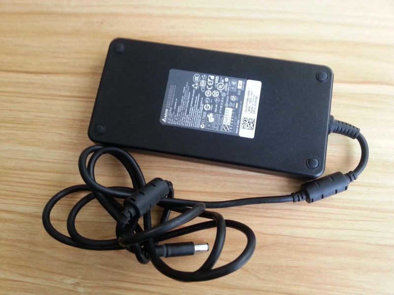 AC ADAPTER FOR Dell Precision M4800 Mobile Workstation