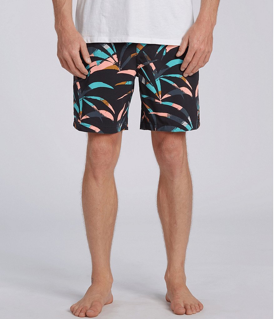 Billabong Sundays Layback Performance 17#double; Outseam Palm Print Walk Shorts