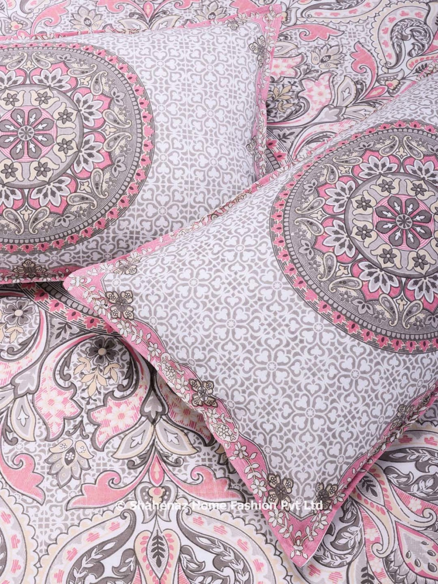 Shahenaz Grey & Pink 120 TC Cotton Mandala Double Bedsheet with 2 Pillow Covers