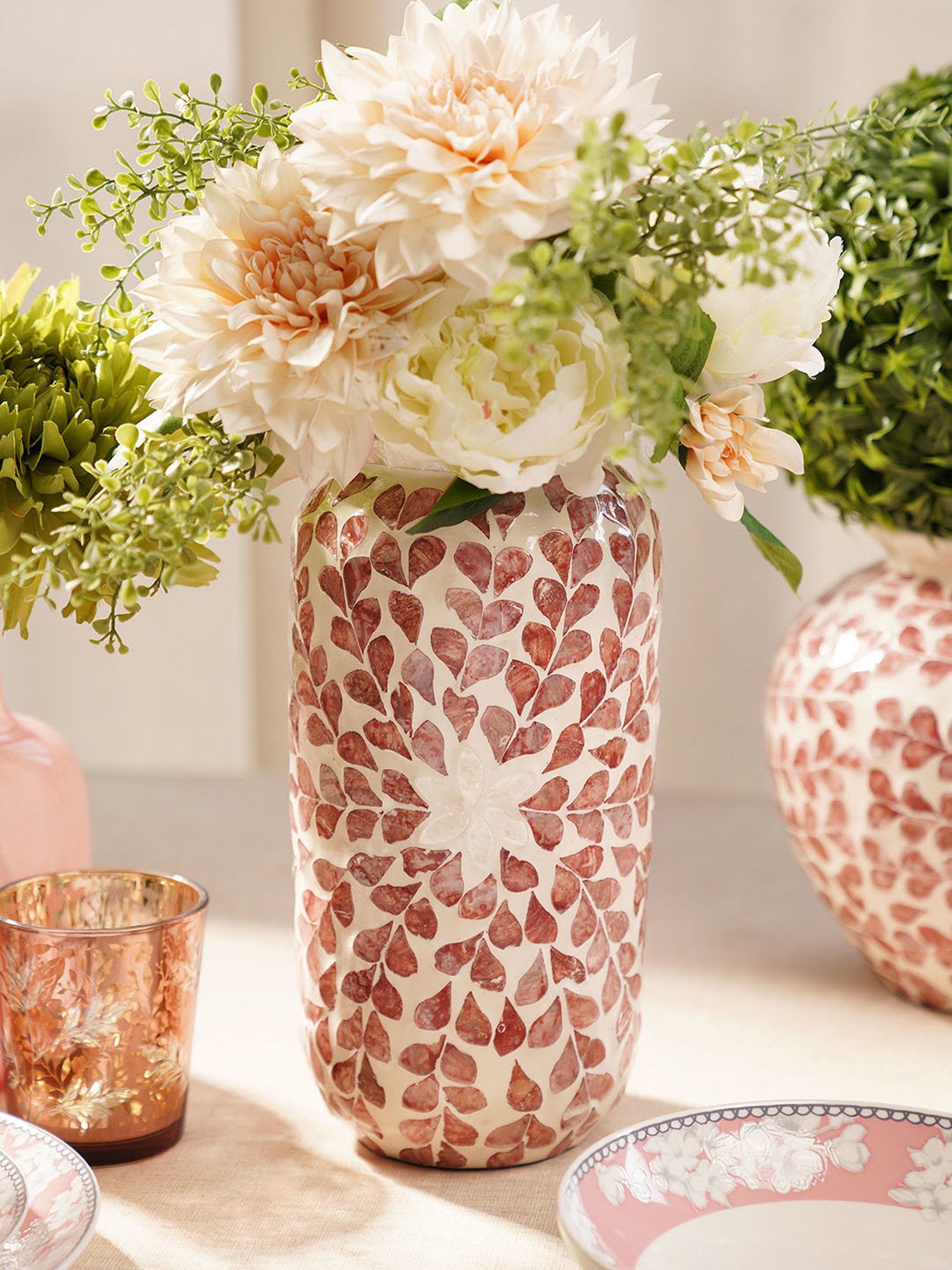 Pure Home and Living Pink Mother of Pearl Vase