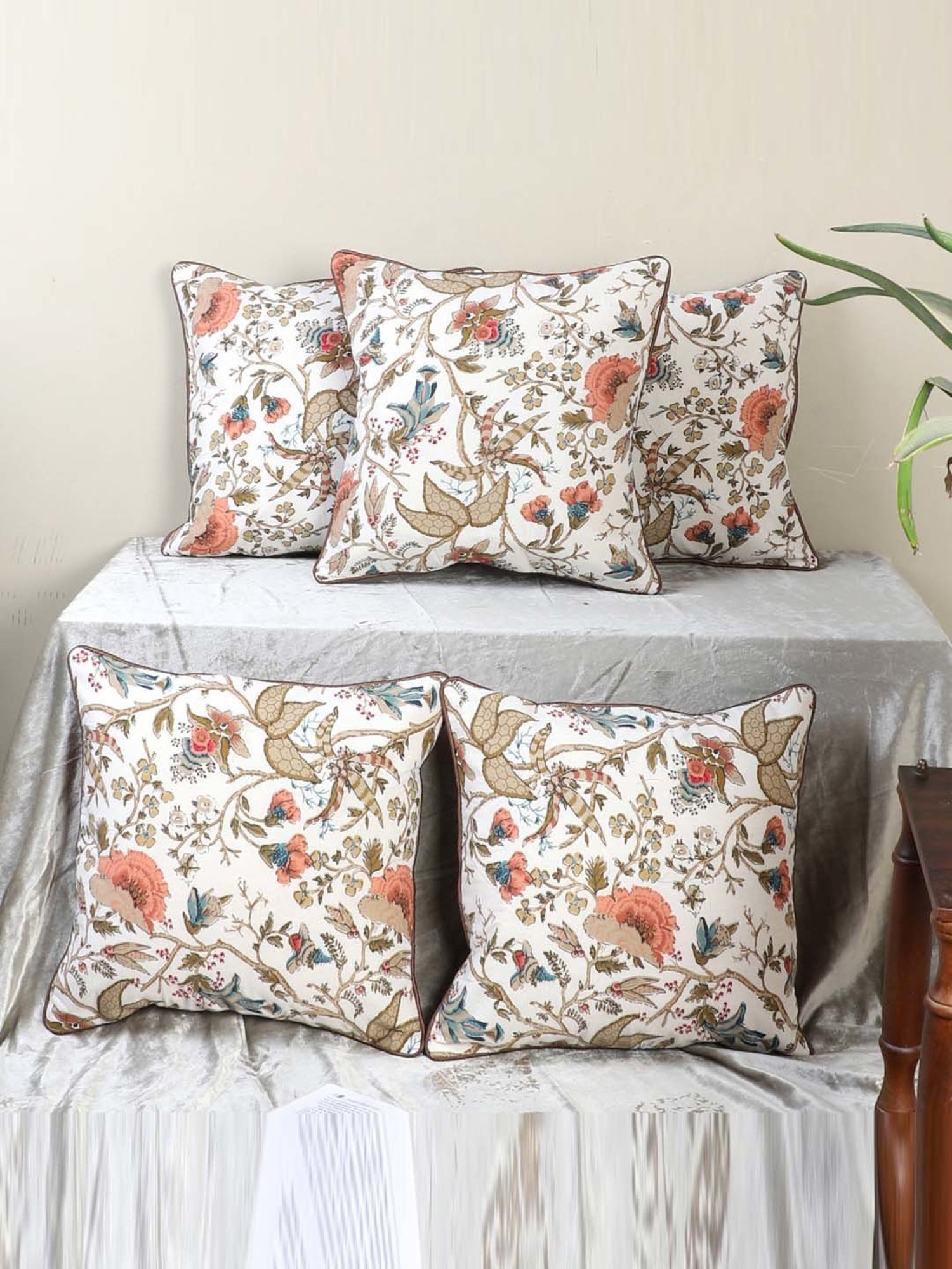 MFD HOME Furnishing Multicolour Cotton Cushion Cover - Set of 5