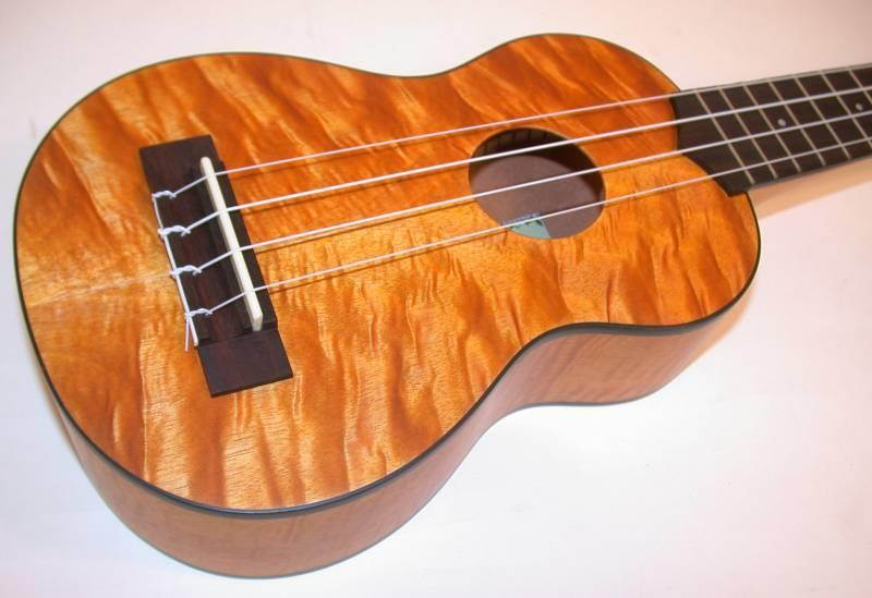 Kala KA-SEM Exotic Mahogany Soprano Ukulele (Natural)