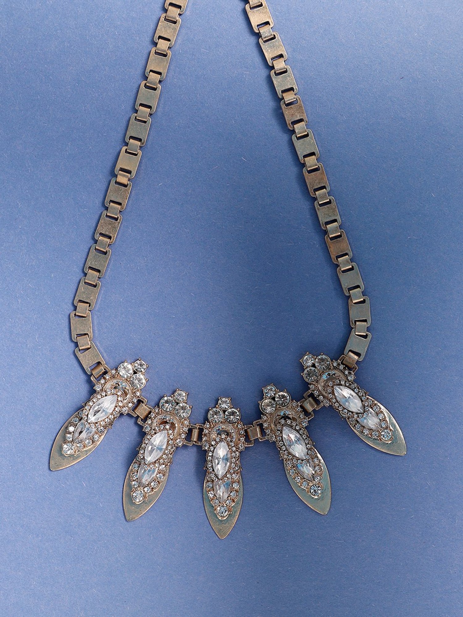 SOHI Gold Plated Designer Stone Necklace For Women