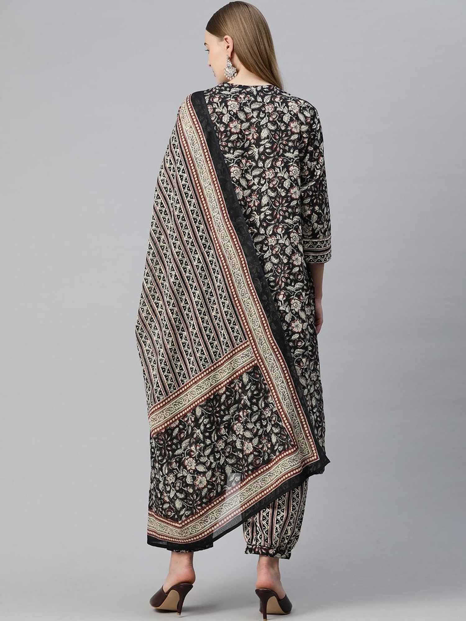 READIPRINT FASHIONS Black Cotton Printed Kurta Salwar Set With Dupatta