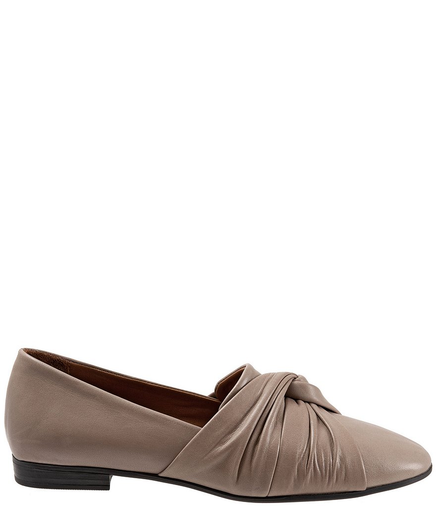 Bueno Emma Leather Pleated Knot Slip-On Flat Loafers
