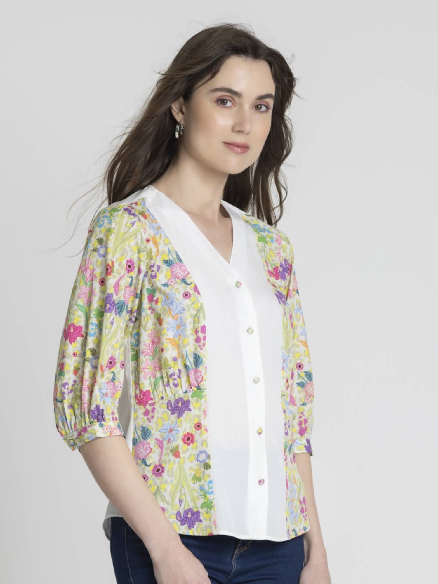 SHAYE White & Green Floral Print Top