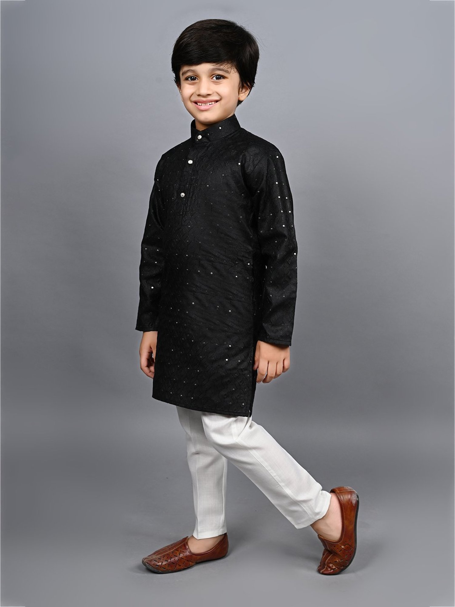 Ahhaaaa Kids Black & White Embellished Full Sleeves Kurta With Pyjamas