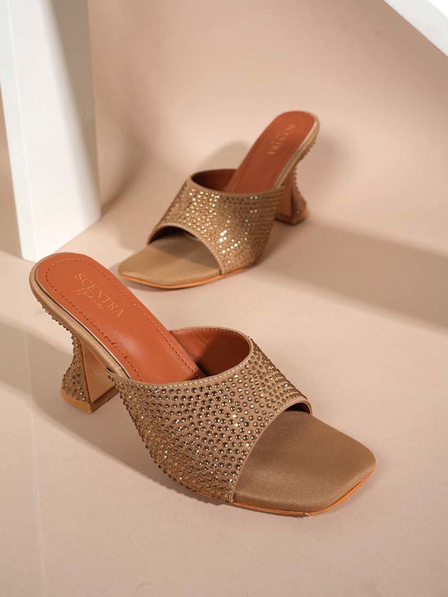 Scentra Women's Beige Casual Sandals