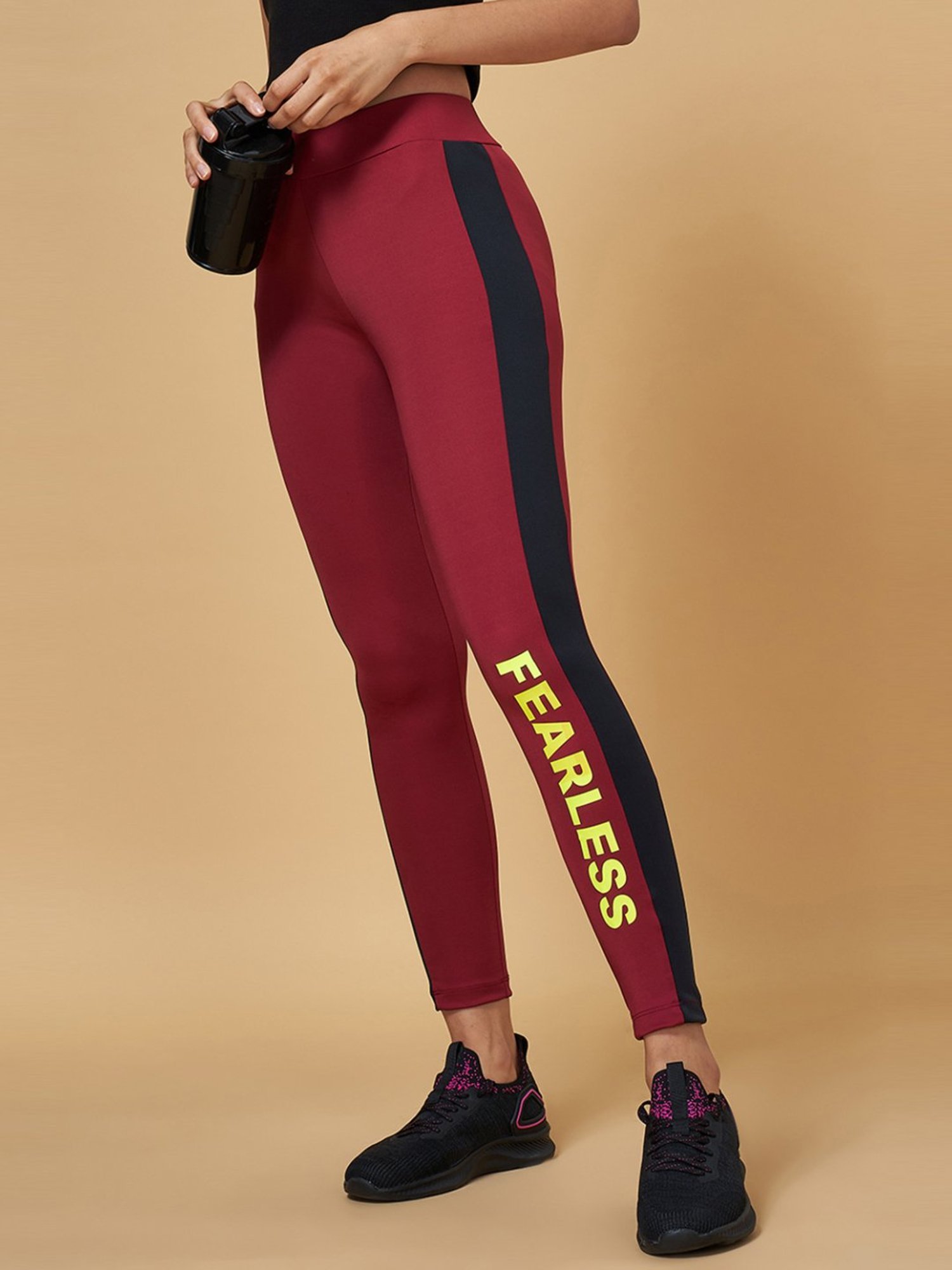 YU by Pantaloons Red Printed Tights