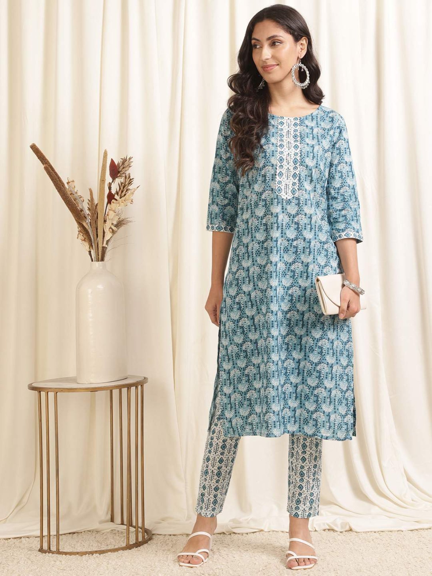 Rangita Blue & White Cotton Printed Kurta Pant Set
