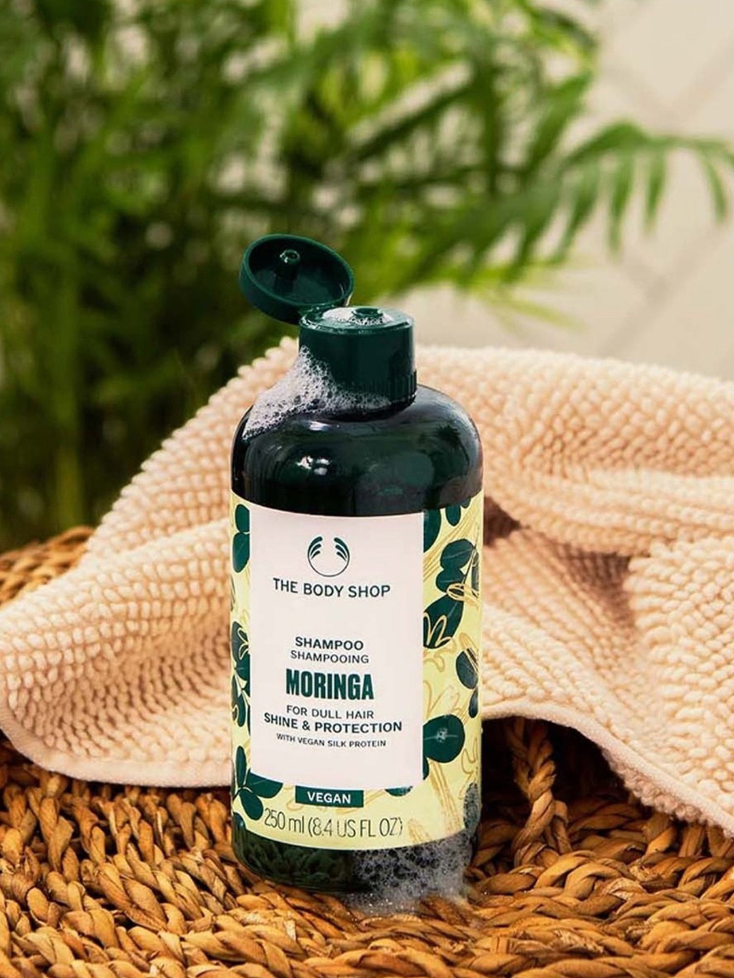 The Body Shop Moringa Shine & Protection Shampoo - 250 ml