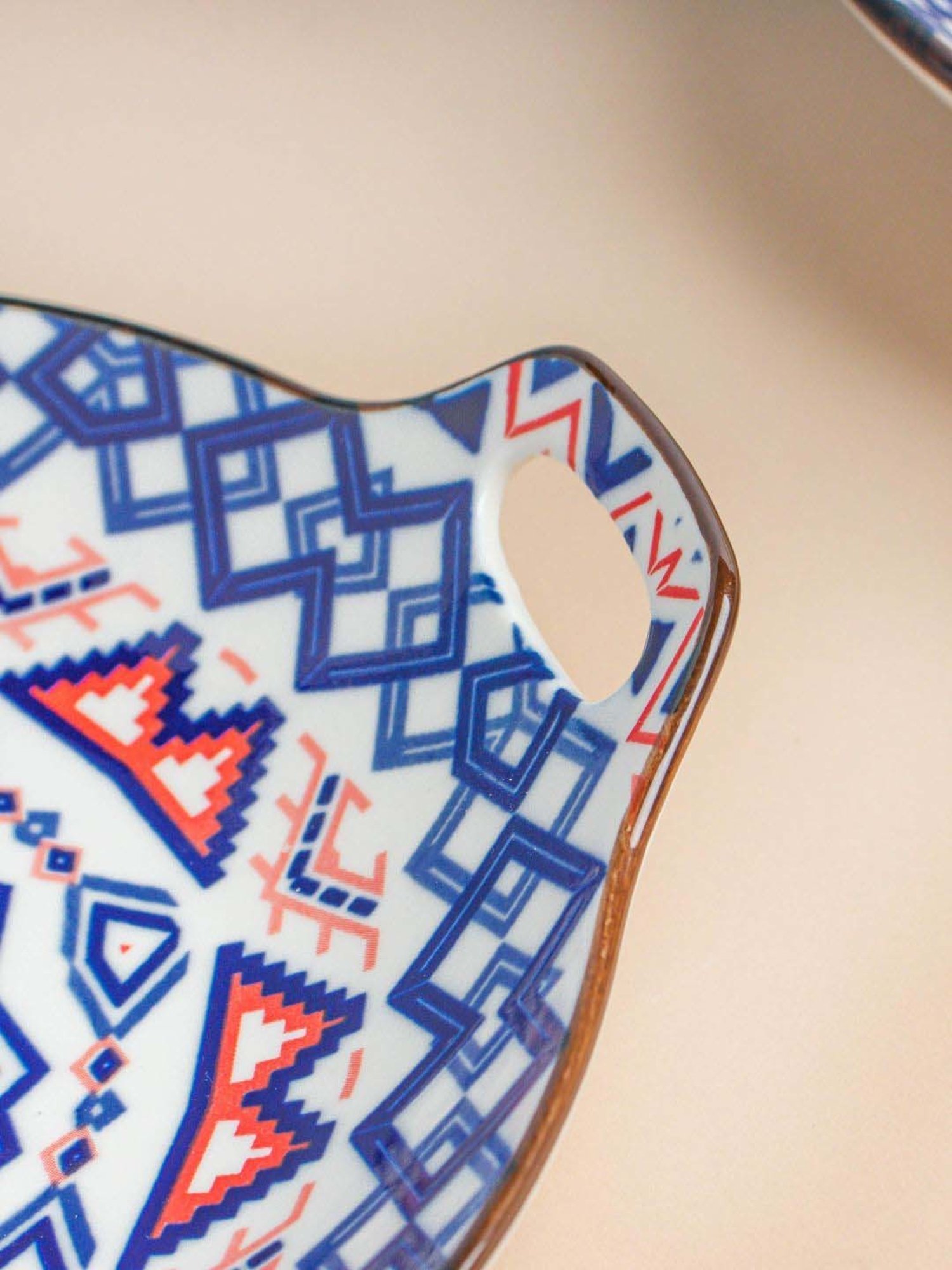 Nestasia Mandala Blue ceramic Round Platter With Handle for serving snacks (8.26 Inch)