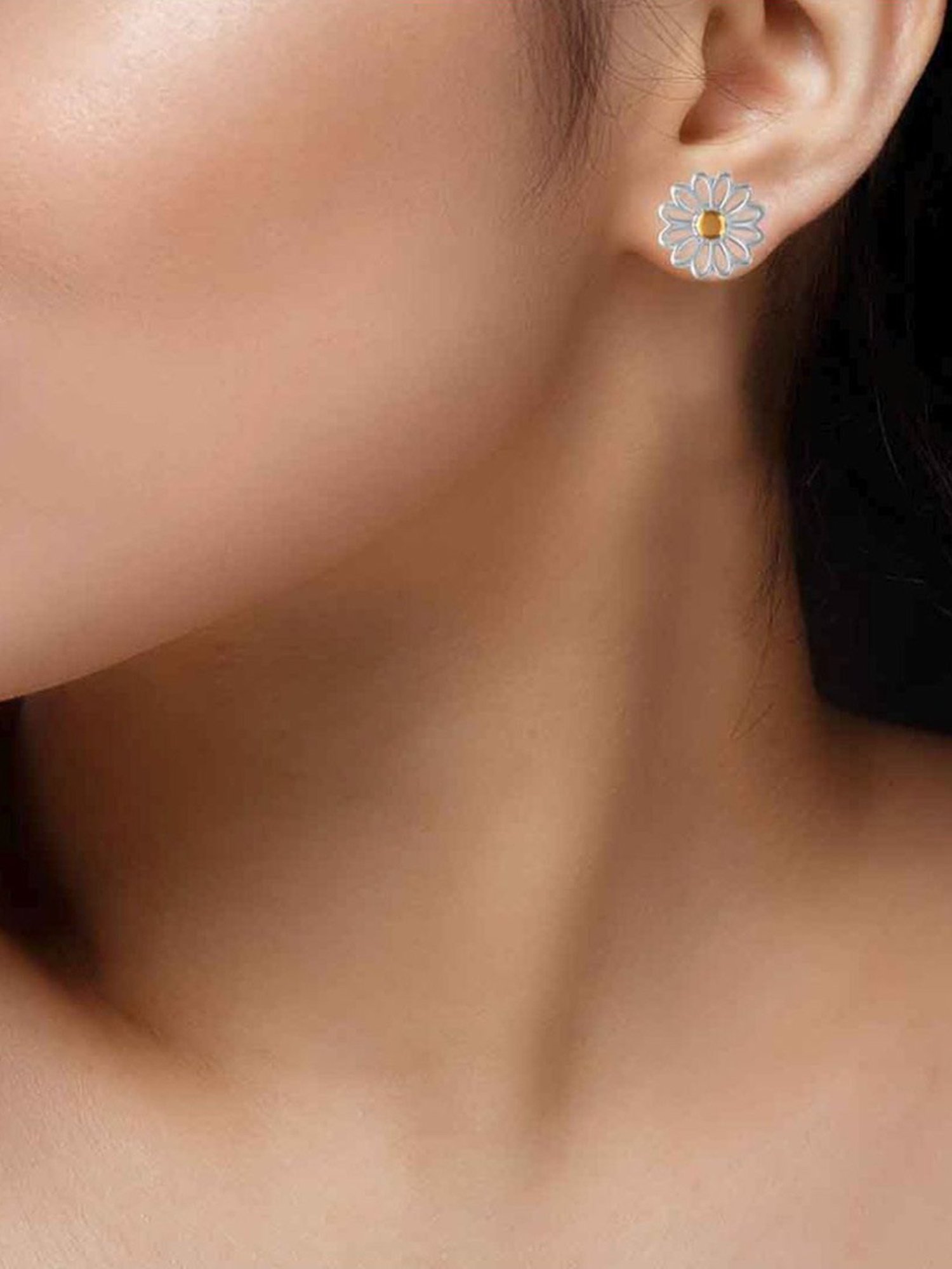 Rihi by P.C. Chandra Jewellers 925 Silver Daisy Pendant, Chain & Earring Set for Women & Girls