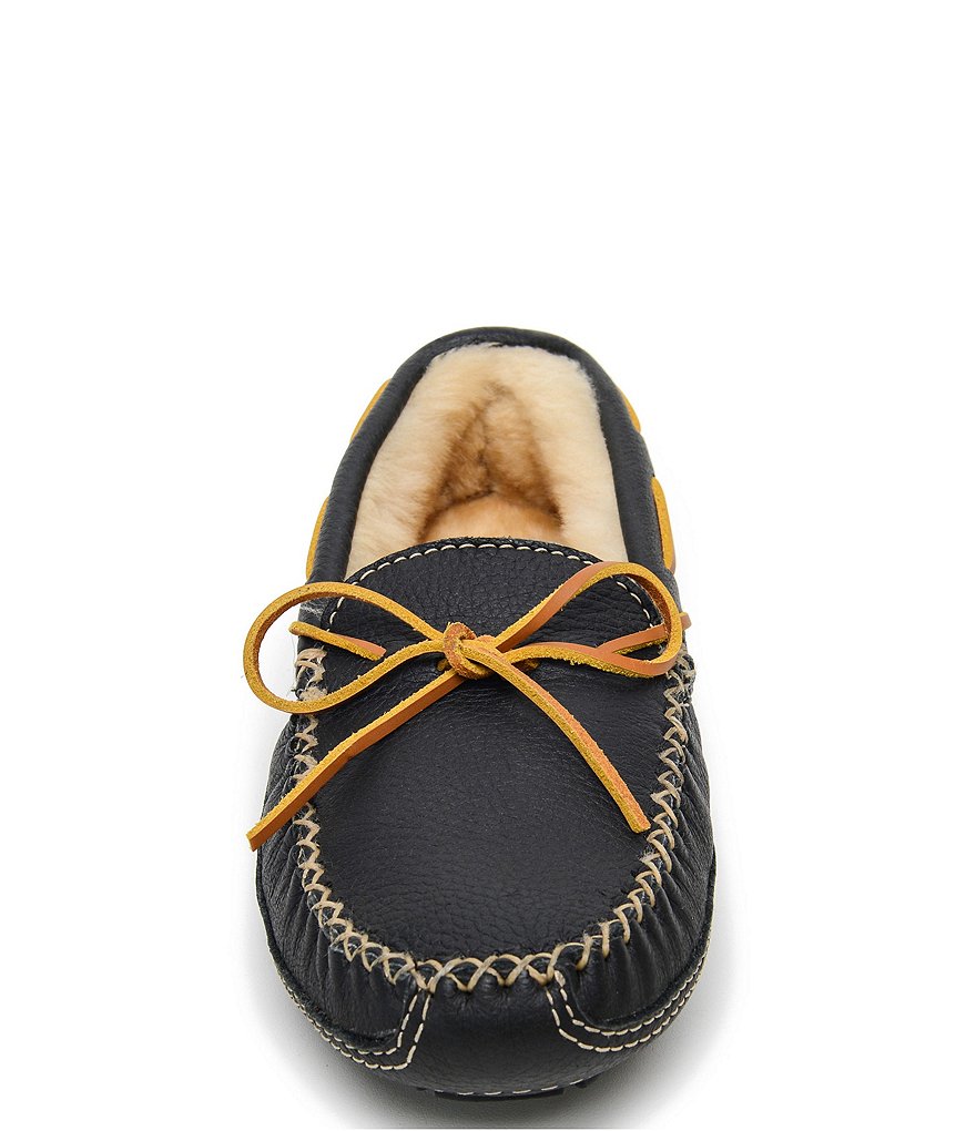 Minnetonka Men's Sheepskin Lined Moose Slipper