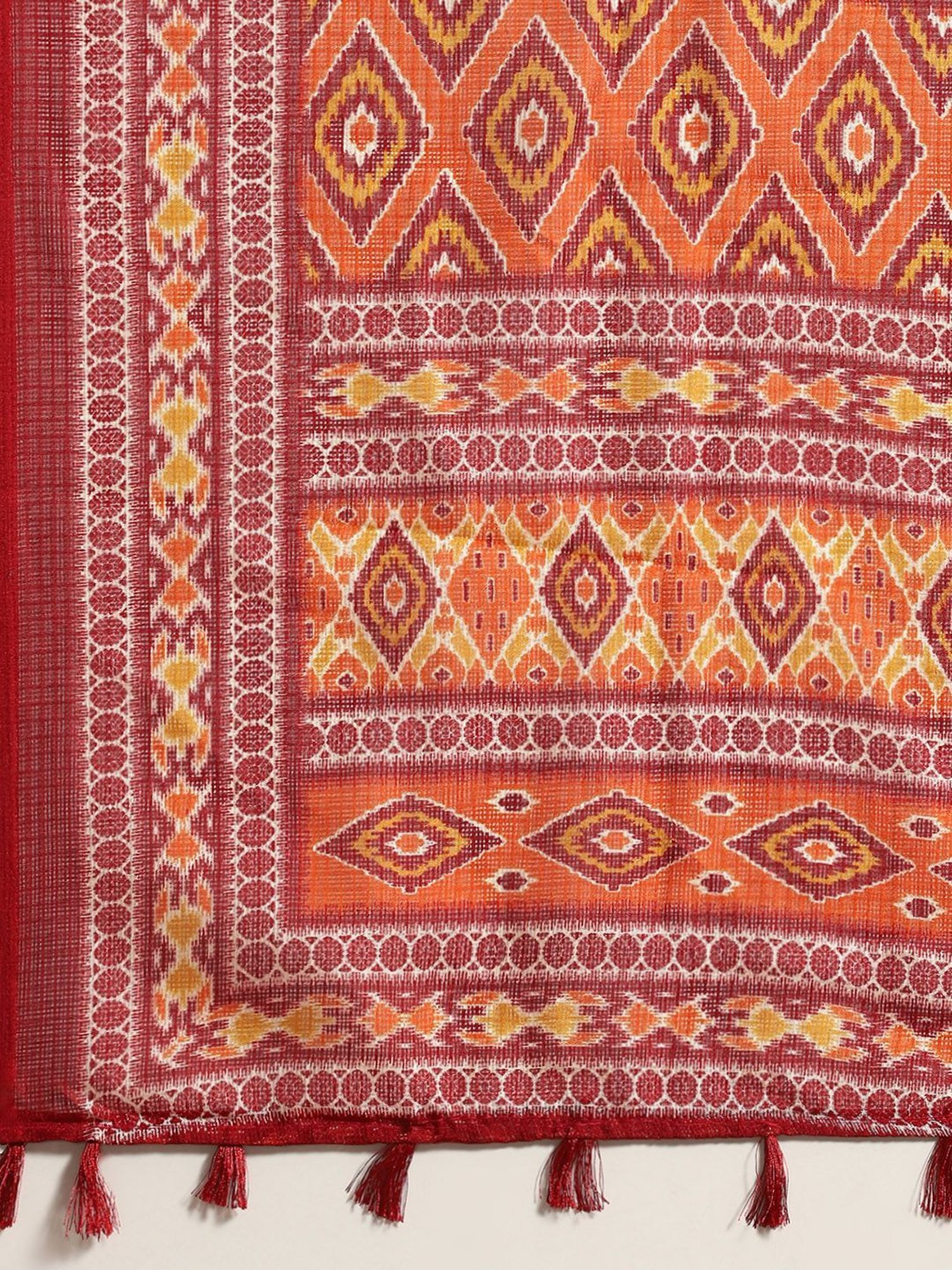 Vaamsi Maroon Silk Printed Saree With Unstitched Blouse