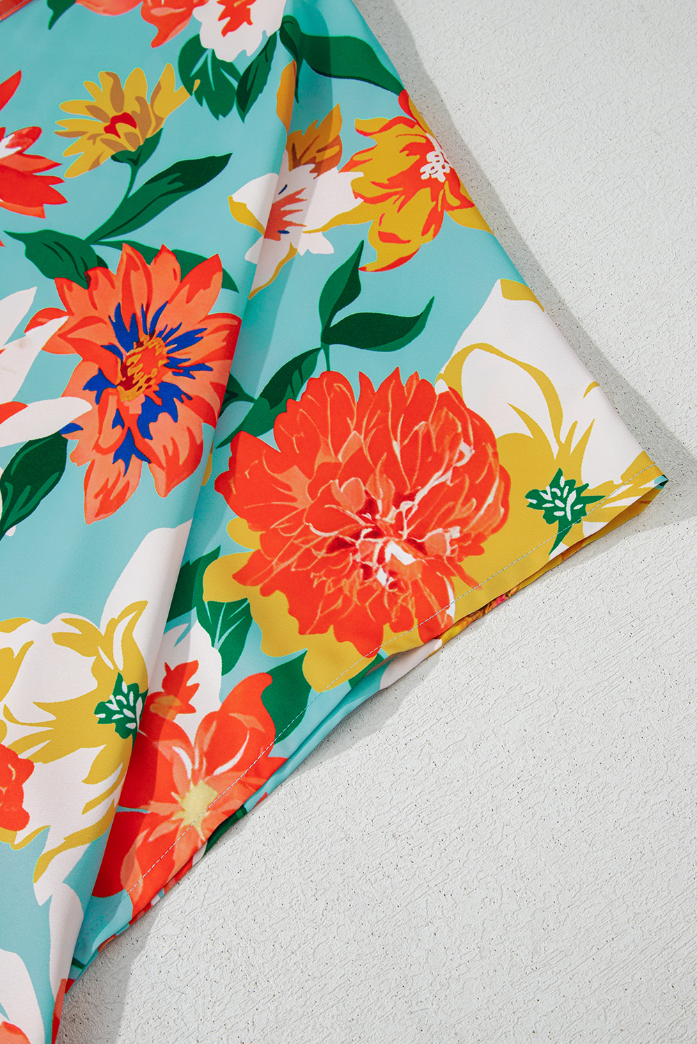 Rose Leopard Print V Neck Plus Size Tee