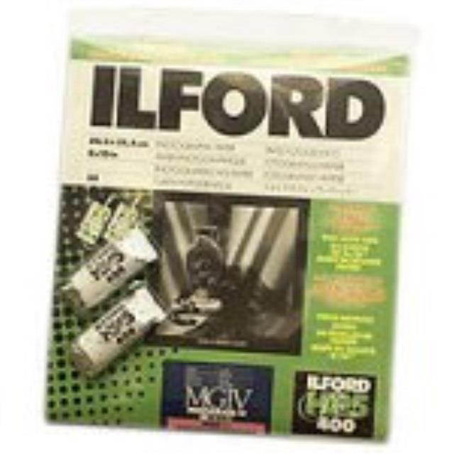 Ilford 8 x 10" Multigrade IV Black & White RC Glossy Paper (25 Sheets) Value Pa