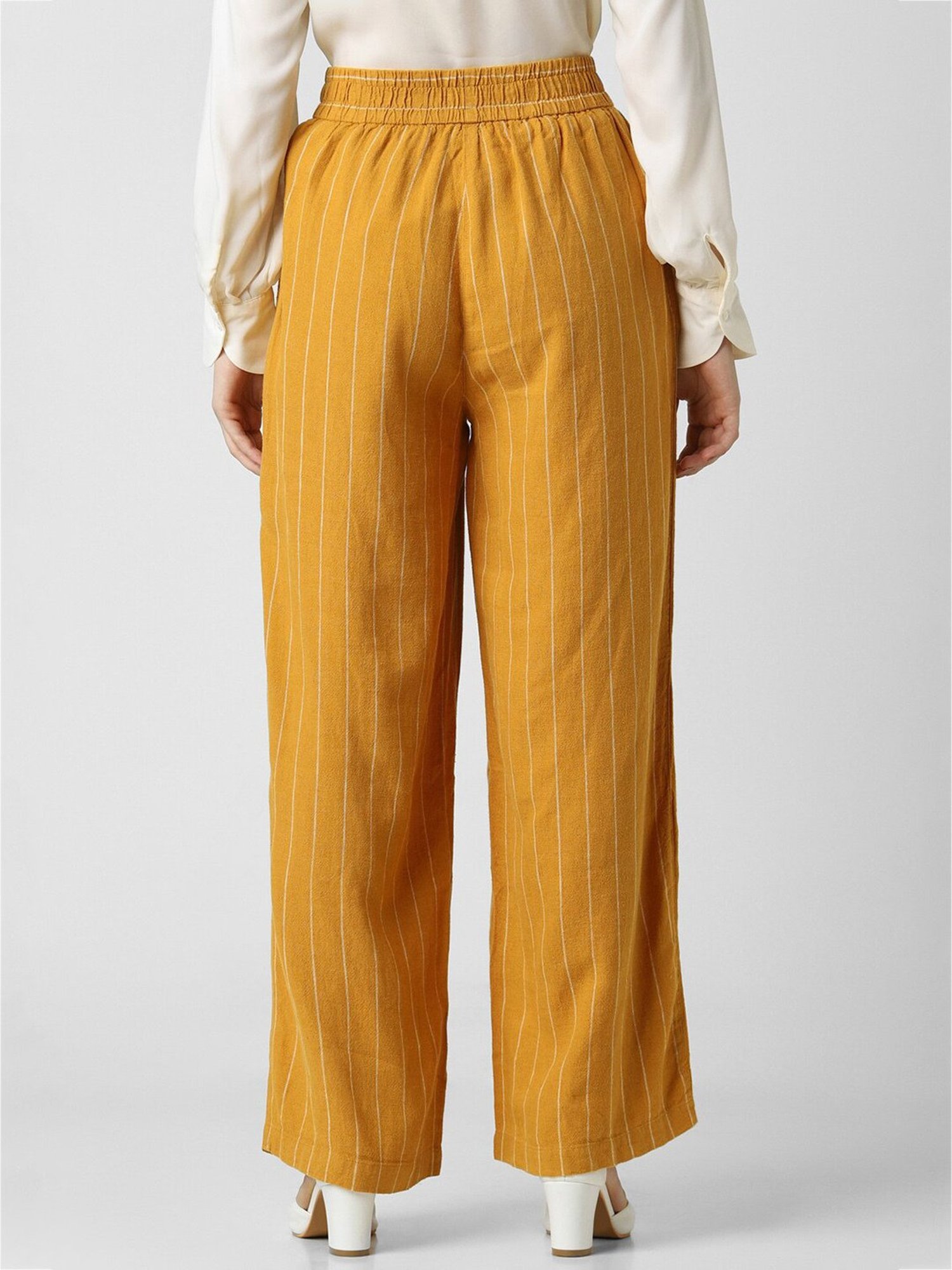 KENDALL + KYLIE Black Mid Rise Pants