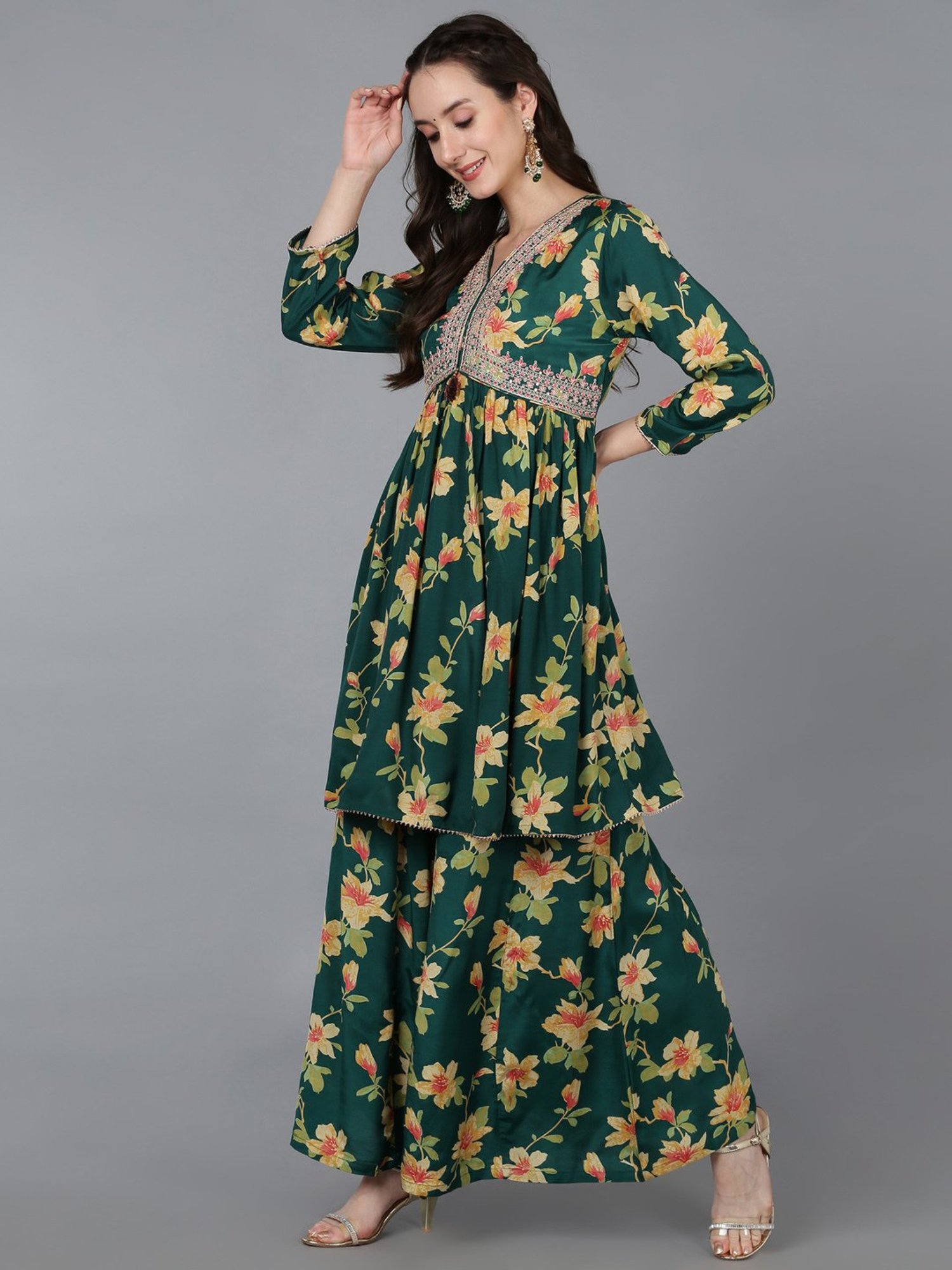 Vaamsi Green Embroidered Kurta Sharara Set With Dupatta