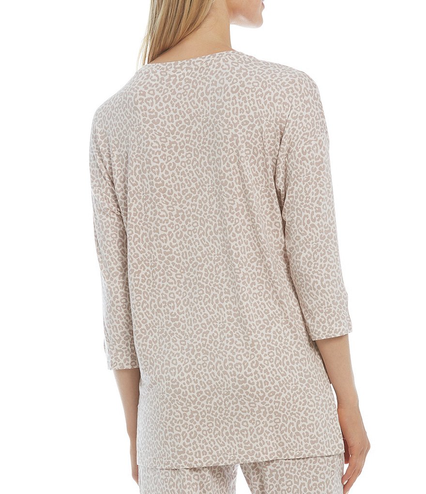 VAN WINKLE & CO. Animal Print Round Neck 3/4 Sleeve Jersey Knit Coordinating Sleep Top