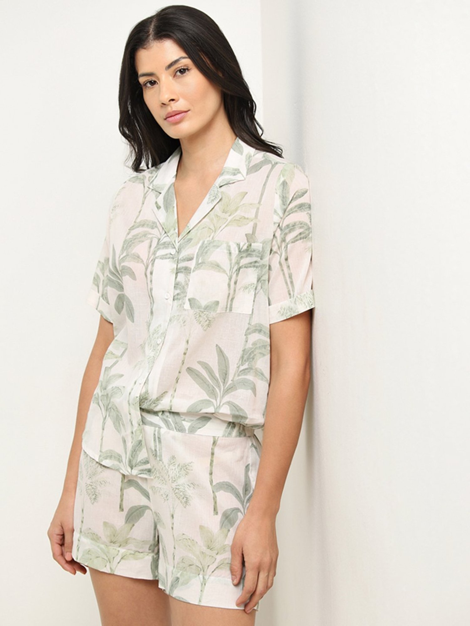 Wunderlove by Westside Sage Printed Cotton Shirt & Mid-Rise Shorts Set