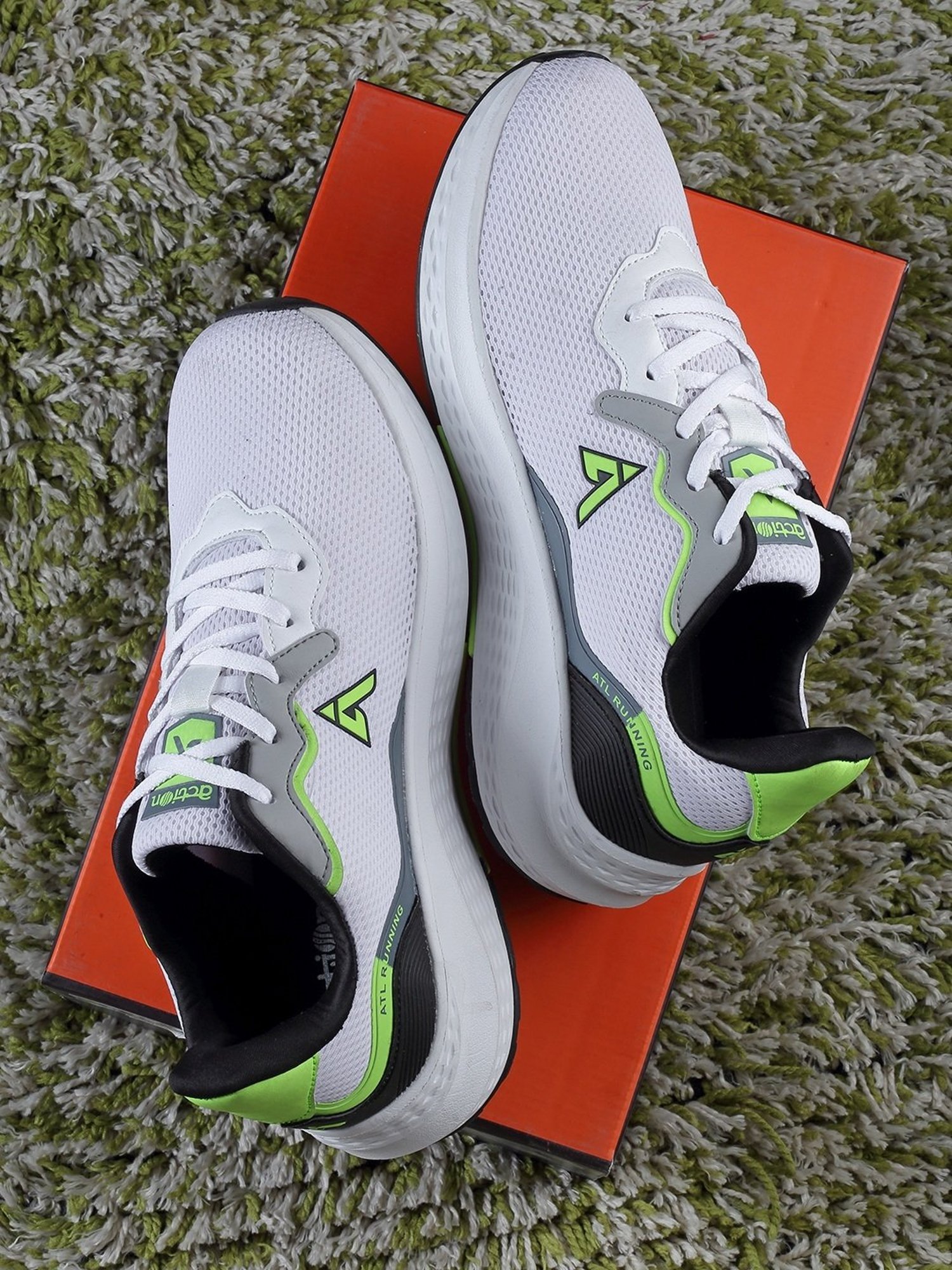 Action Men's White Running Shoes