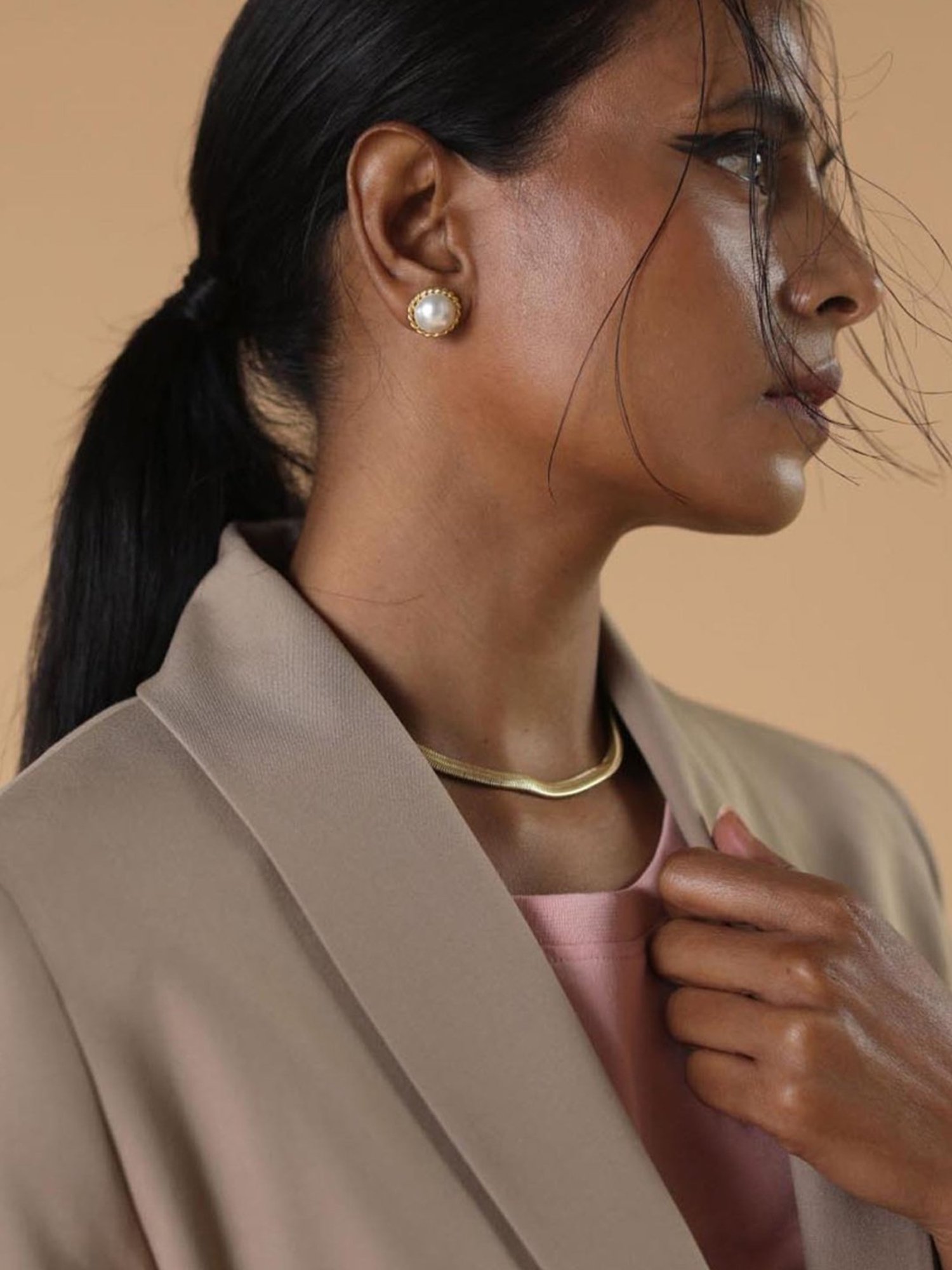 Qua Beige The Menaka Blazer