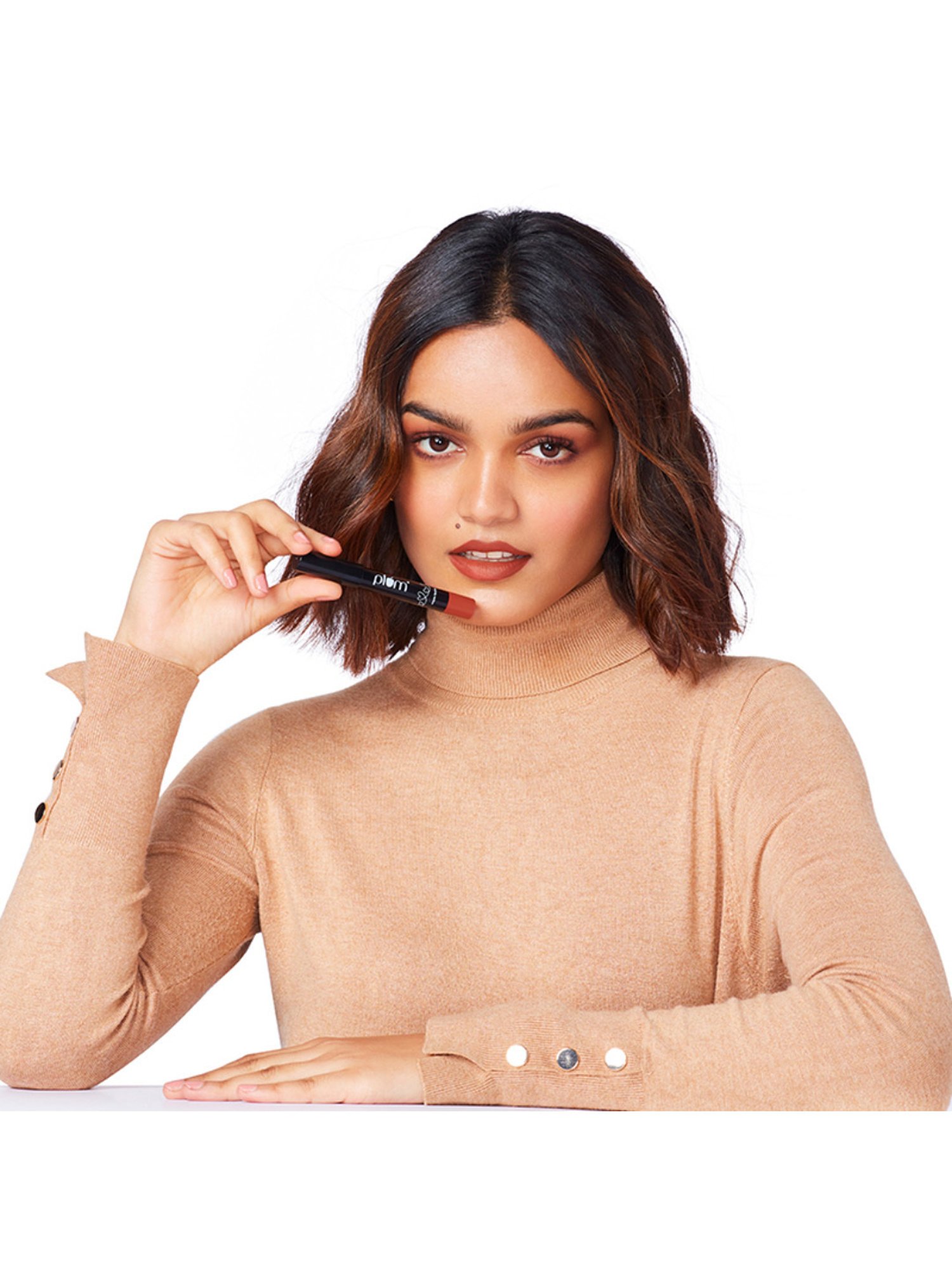 Plum Twist & Go Matte Crayon Lipstick 132 Perky Pink (Fuchsia Pink) - 1.8 gm