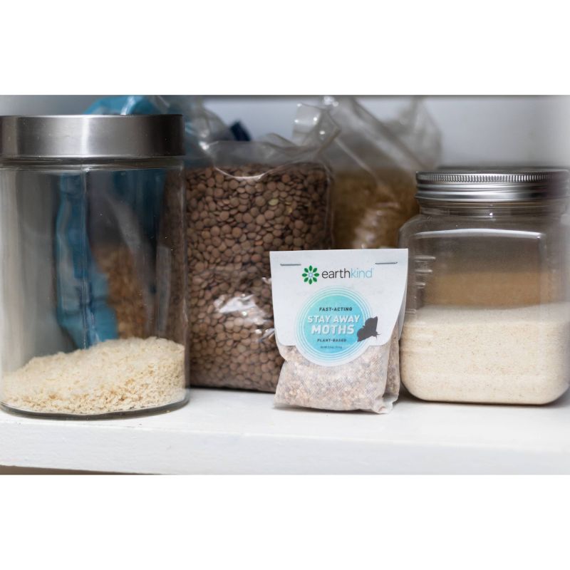 EarthKind Stay Away Moths Repellant - 2pk