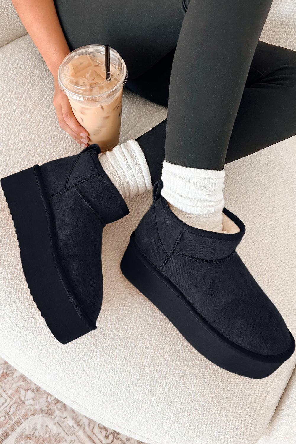 Bagatt Women's Fiona Black Chelsea Boots