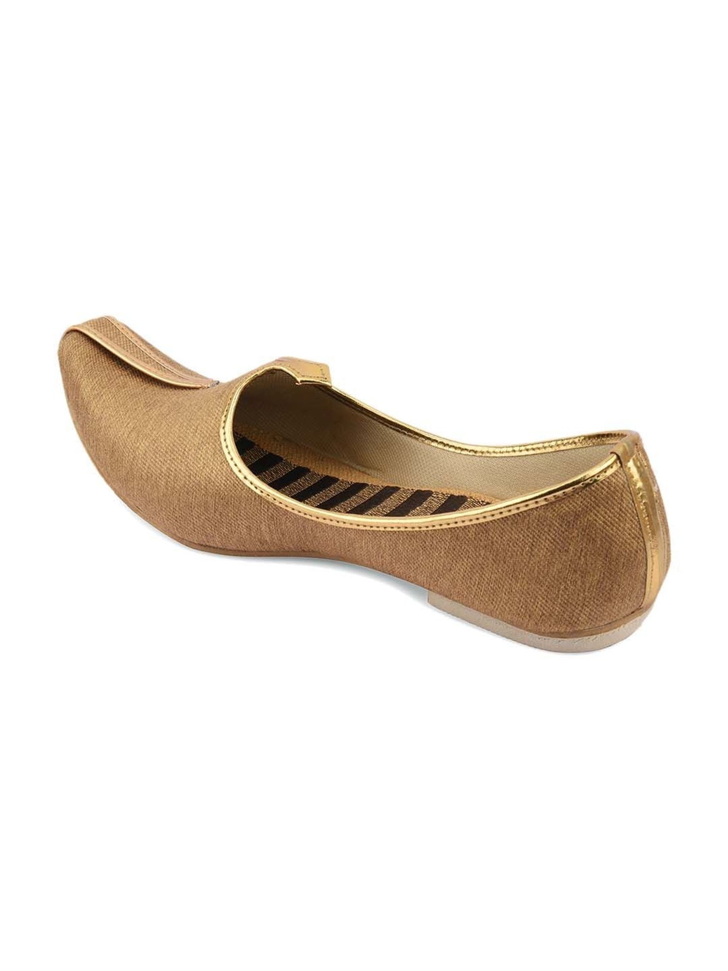 Desi Colour Men's Golden Ethnic Juttis
